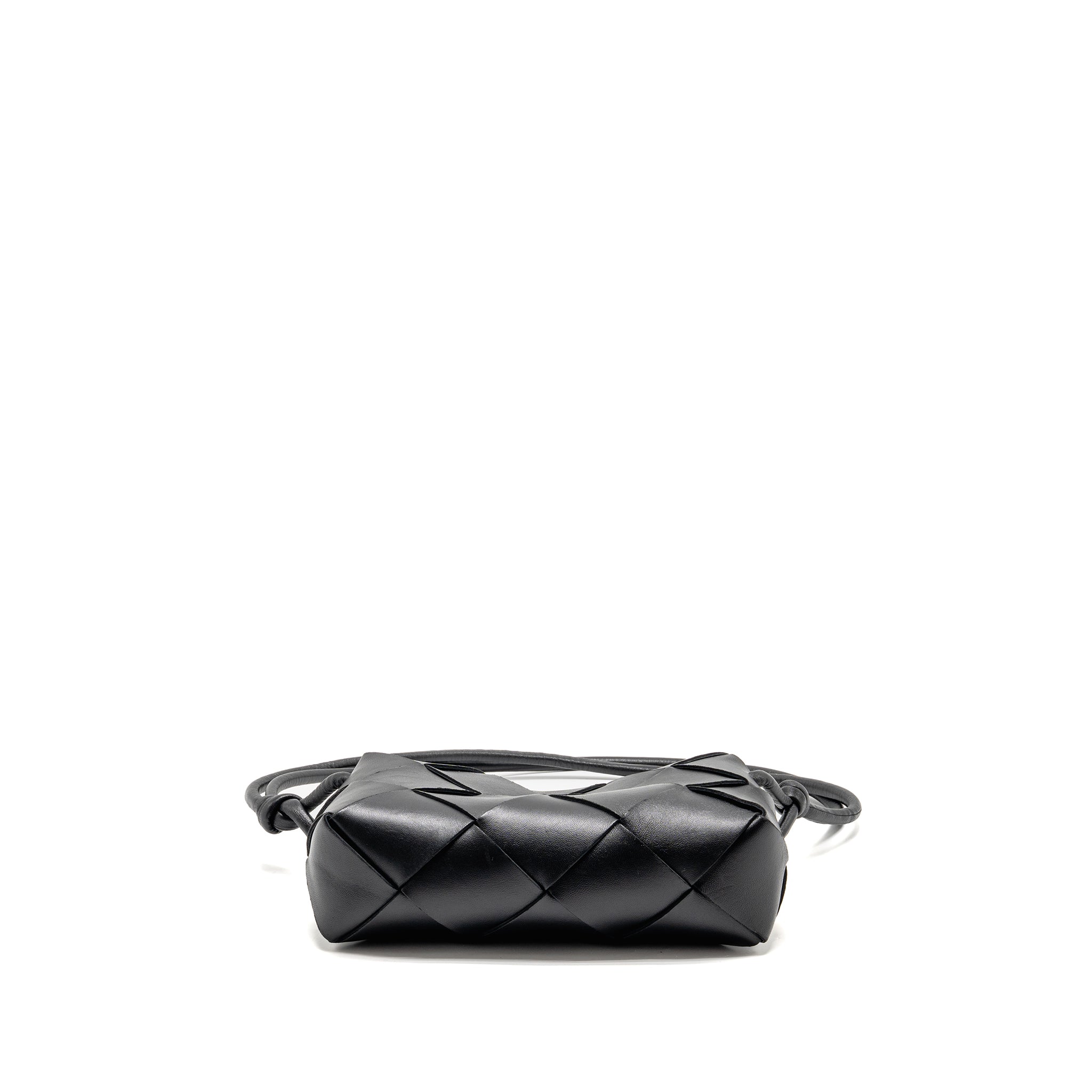 BOTTEGA VENETA CASSETTE CAMERA BAG SMOOTH INTRECCIO LEATHER BLACK GHW