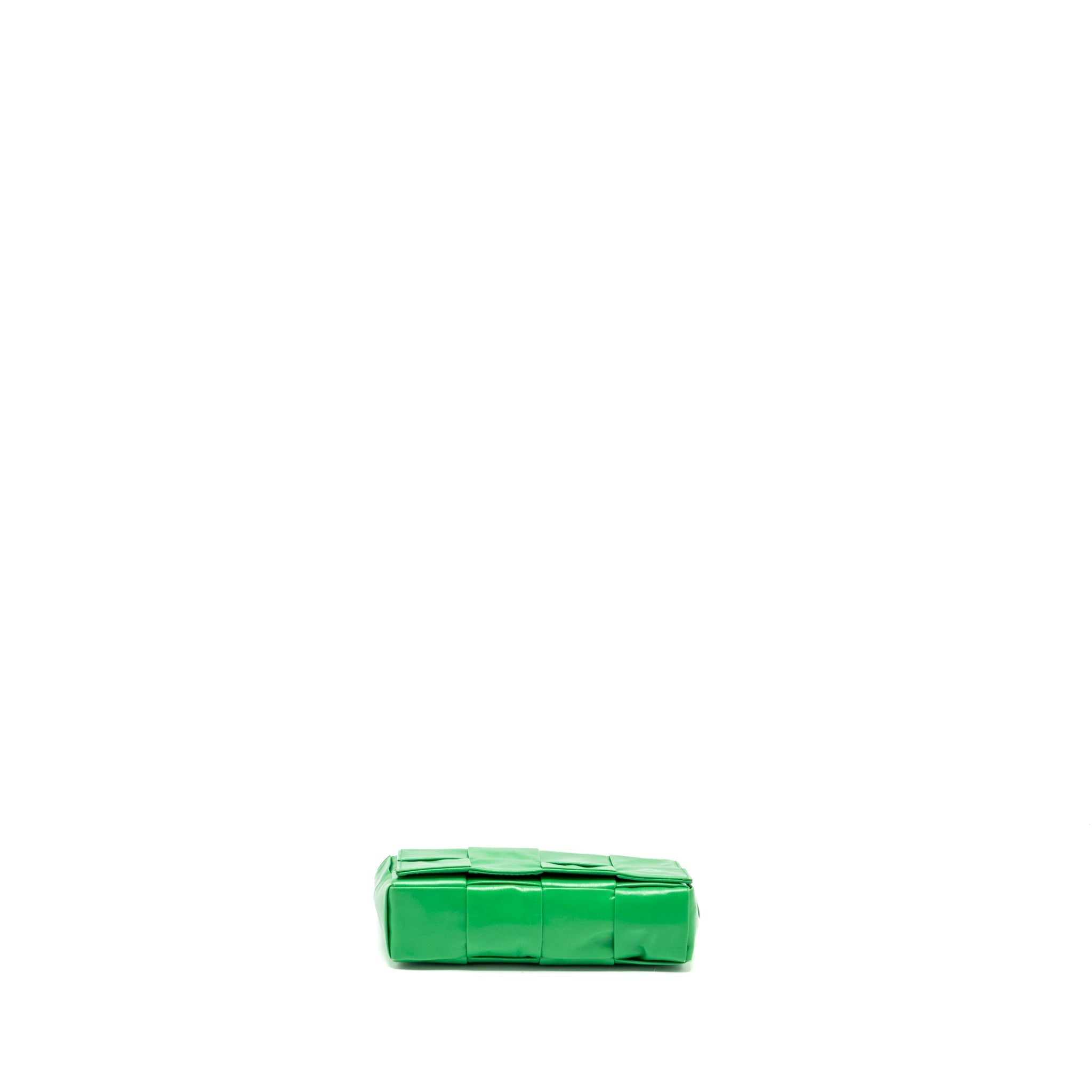 BOTTEGA VENETA CASSETTE BELT BAG LEATHER GREEN SHW