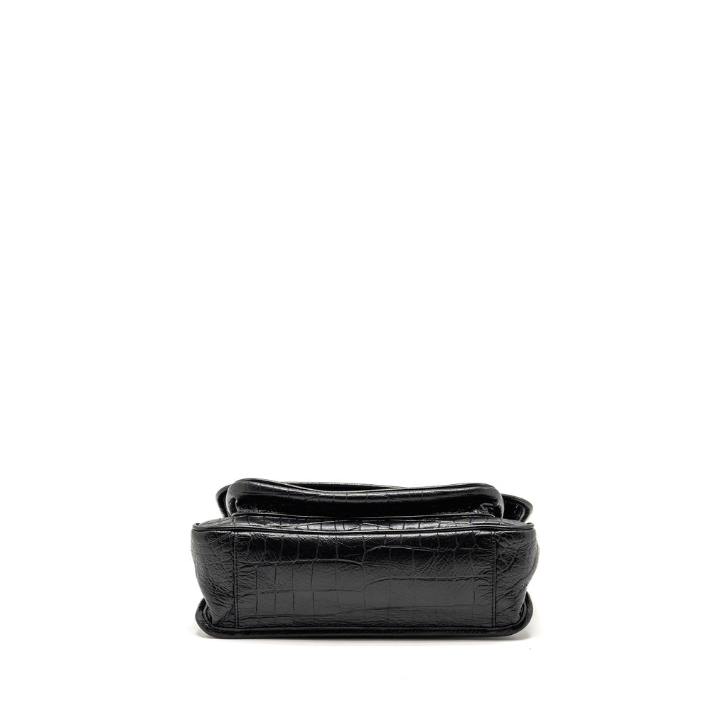 SAINT LAURENT/YSL MEDIUM NIKI BAG CROCODILE-EMBOSSED BLACK CALFSKIN BLACK HARDWARE