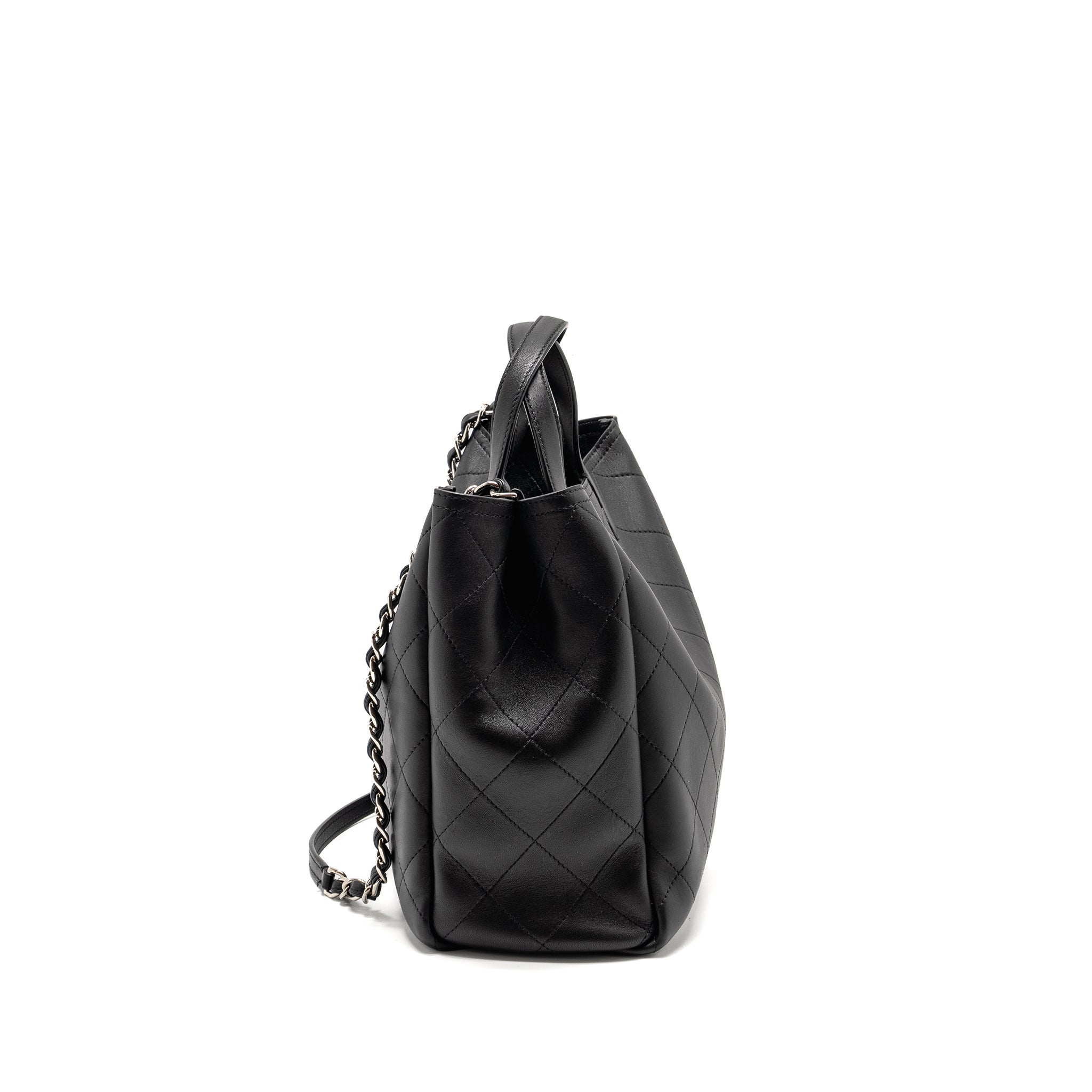 CHANEL HAMPTON TOTE BAG LAMBSKIN BLACK SHW