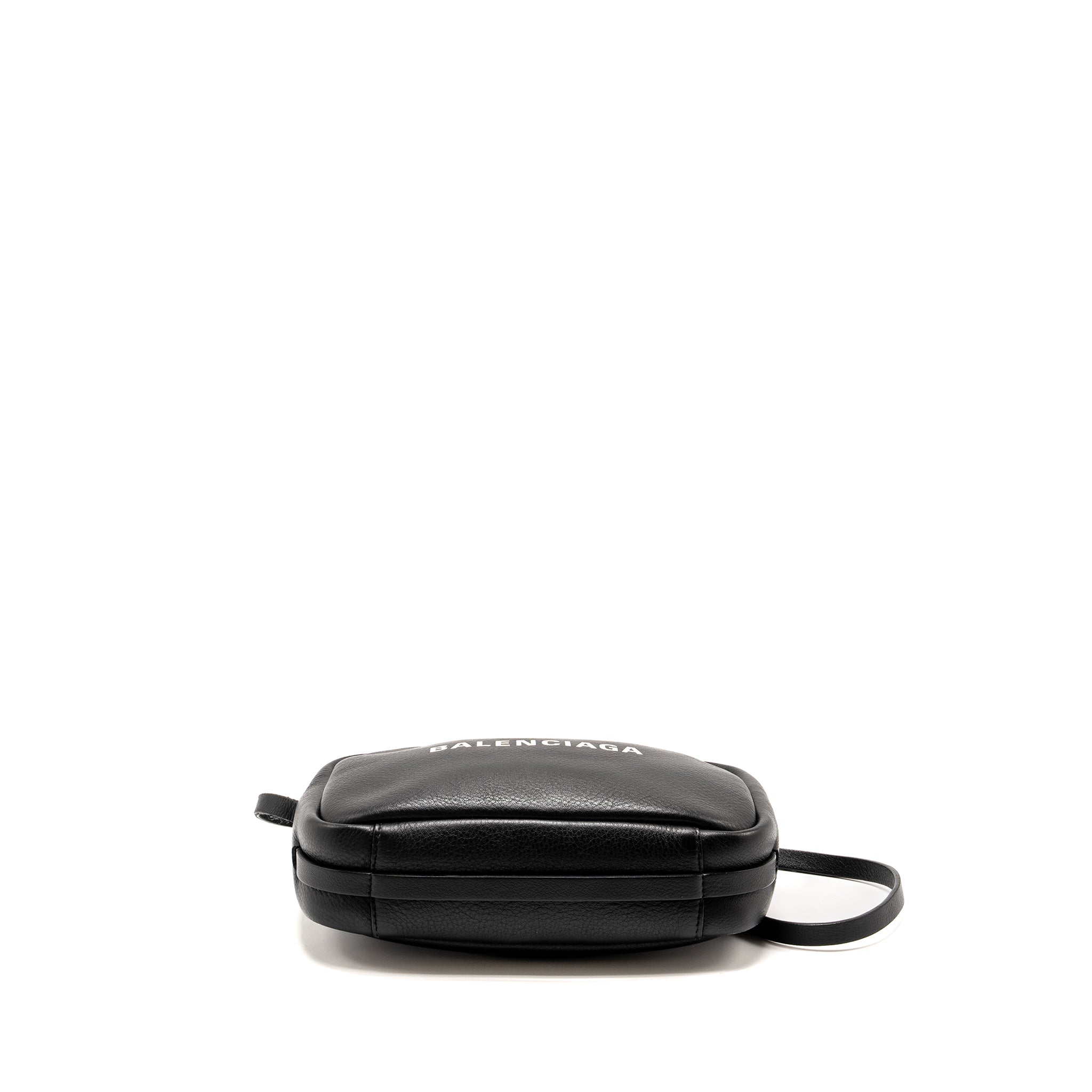 BALENCIAGA EVERYDAY CAMERA BAG CALFSKIN BLACK SHW