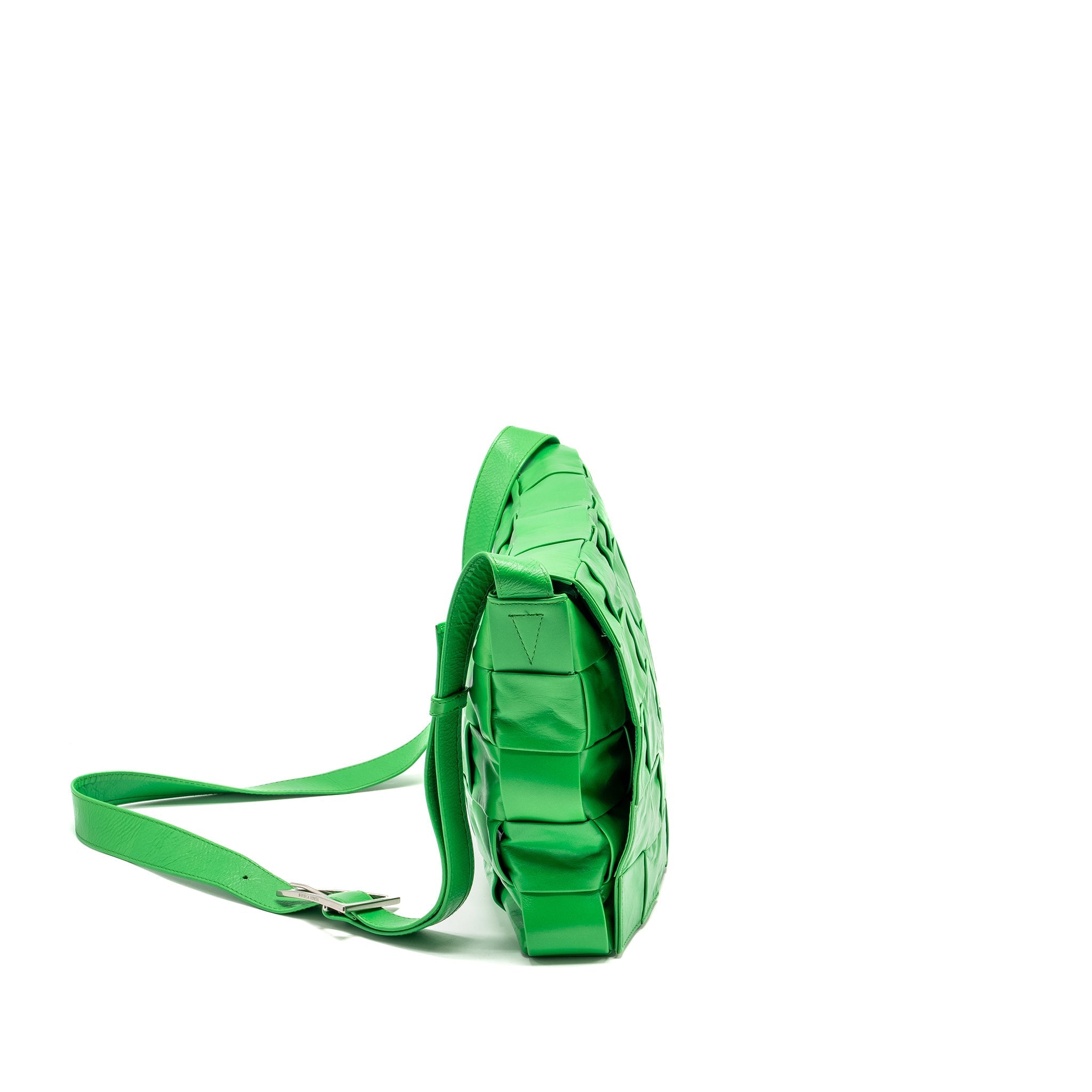 BOTTEGA VENETA MAXI CASSETTE BAG LAMBSKIN GREEN SHW