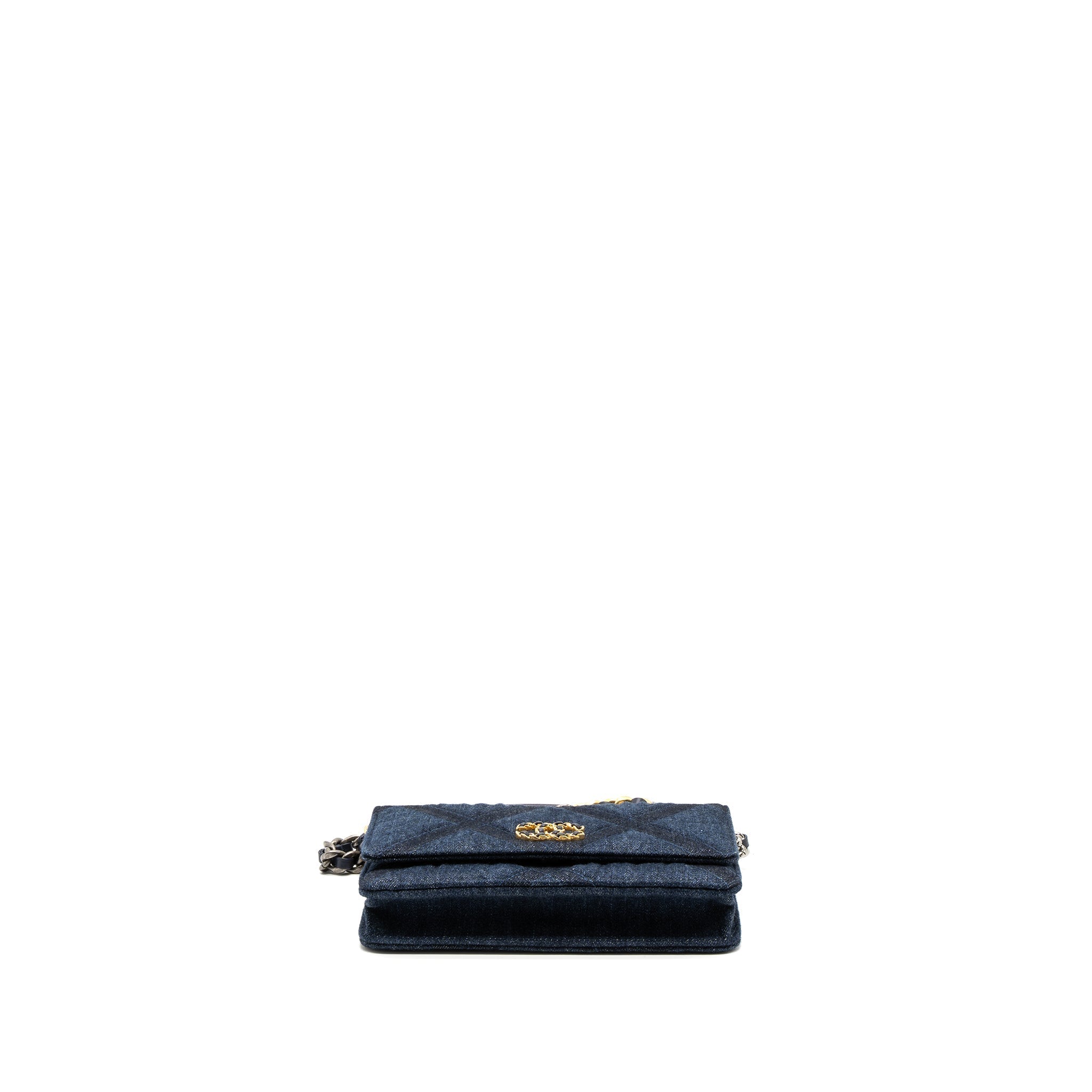 CHANEL 19 WALLET ON CHAIN LIMITED DENIM DARK BLUE MULTICOLOUR HARDWARE (MICROCHIP)