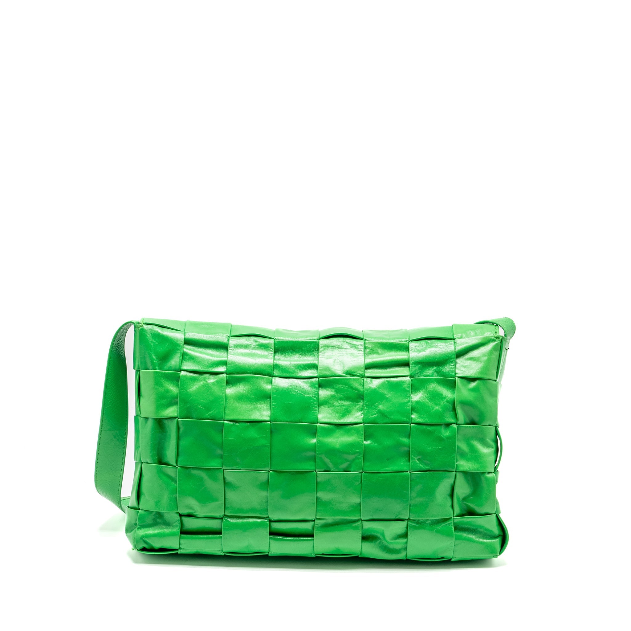 BOTTEGA VENETA MAXI CASSETTE BAG LAMBSKIN GREEN SHW