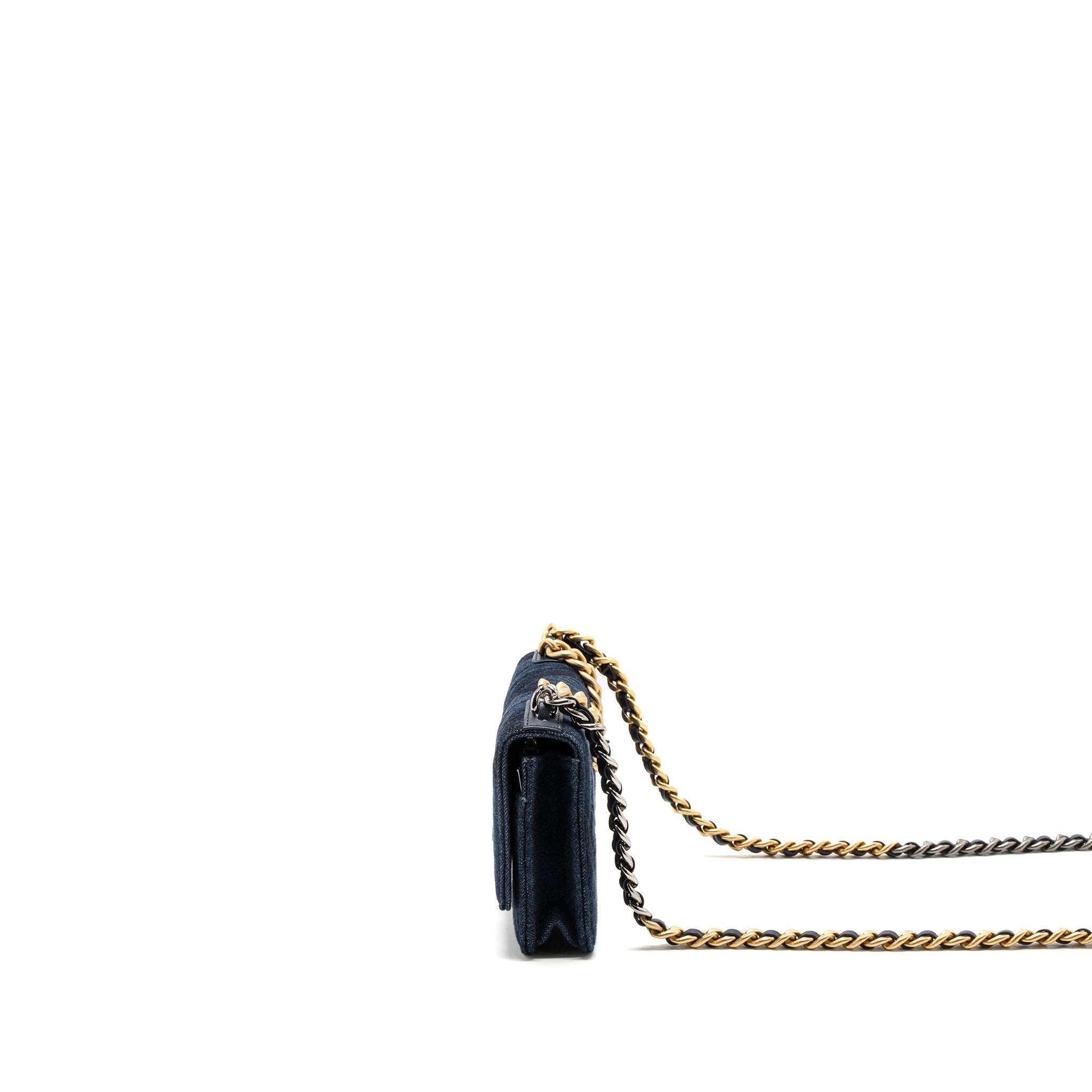 CHANEL 19 WALLET ON CHAIN LIMITED DENIM DARK BLUE MULTICOLOUR HARDWARE (MICROCHIP)