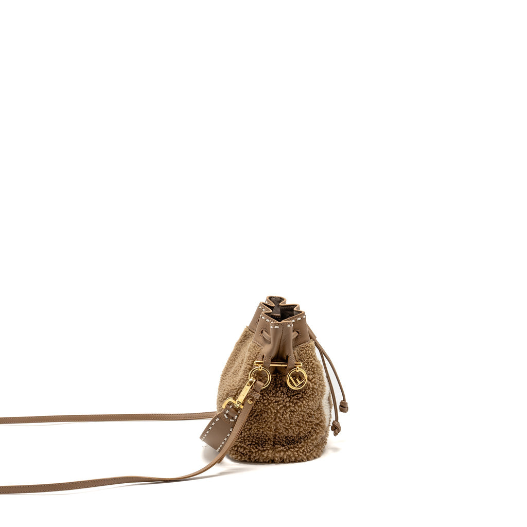 FENDI MINI MON TRESOR BUCKET BAG SHEARLING/LEATHER BEIGE GHW
