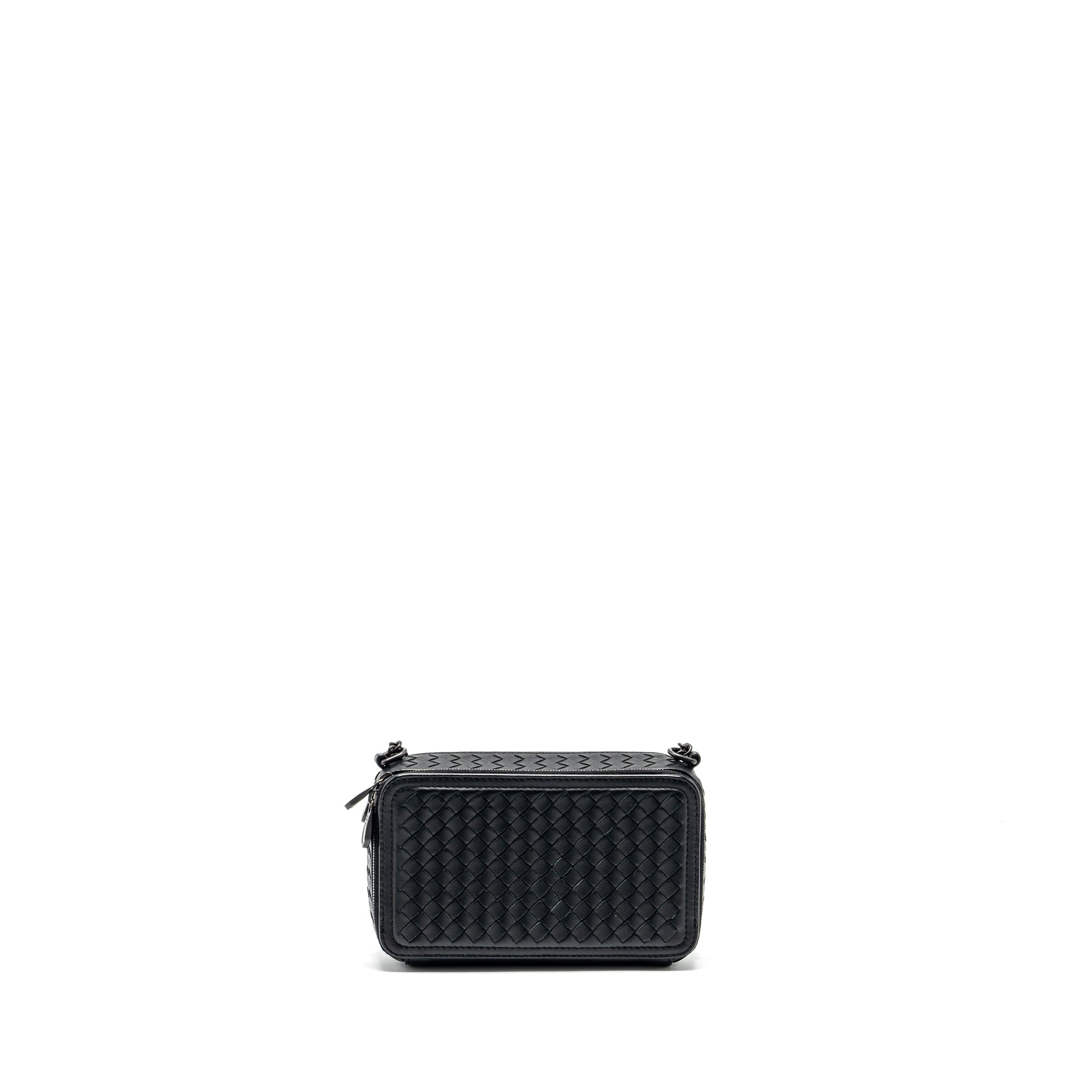 BOTTEGA VENETA SMALL ZIP CLUTCH WITH CHAIN LAMBSKIN BLACK RUTHENIUM HARDWARE