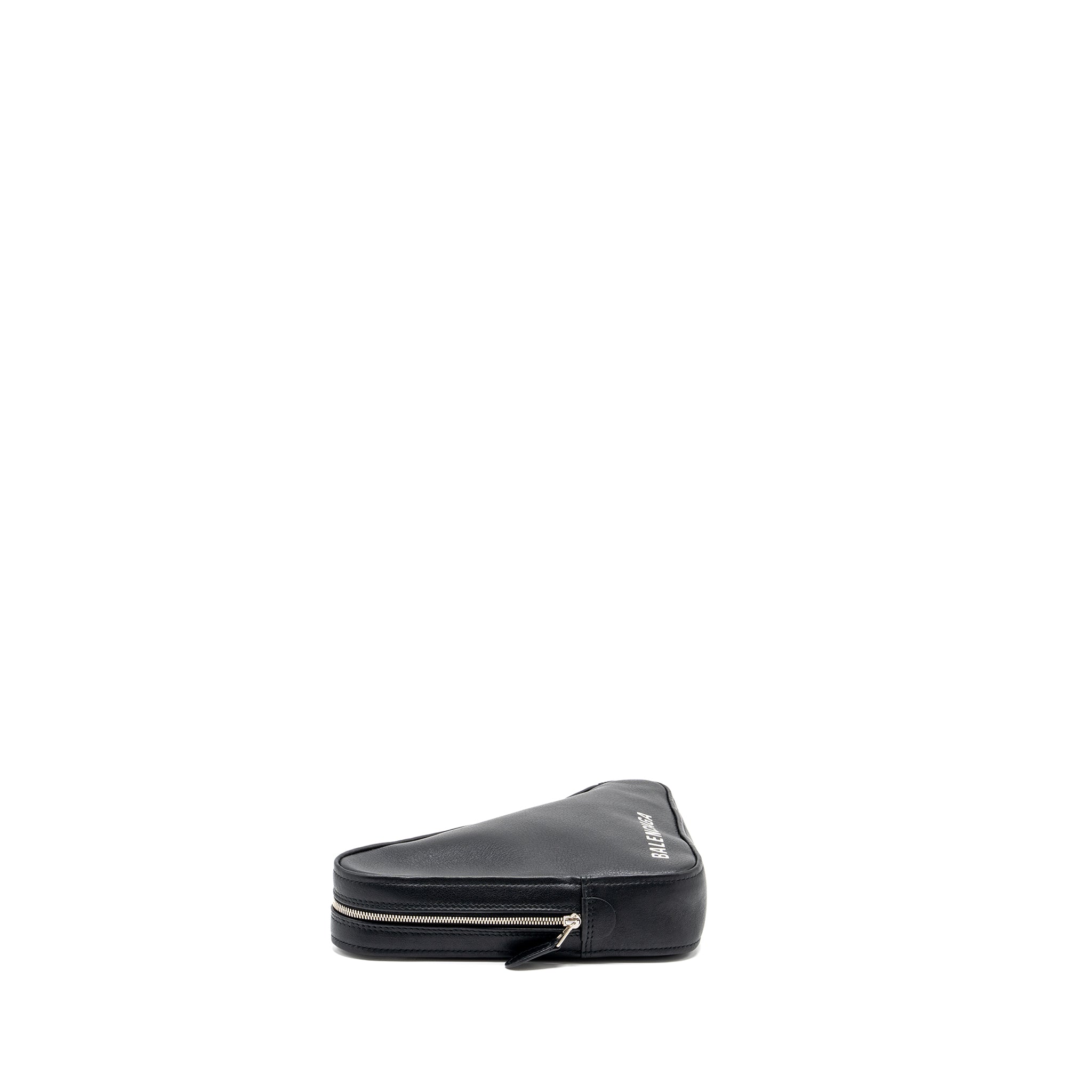 BALENCIAGA TRIANGLE ZIP CLUTCH CALFSKIN BLACK SHW