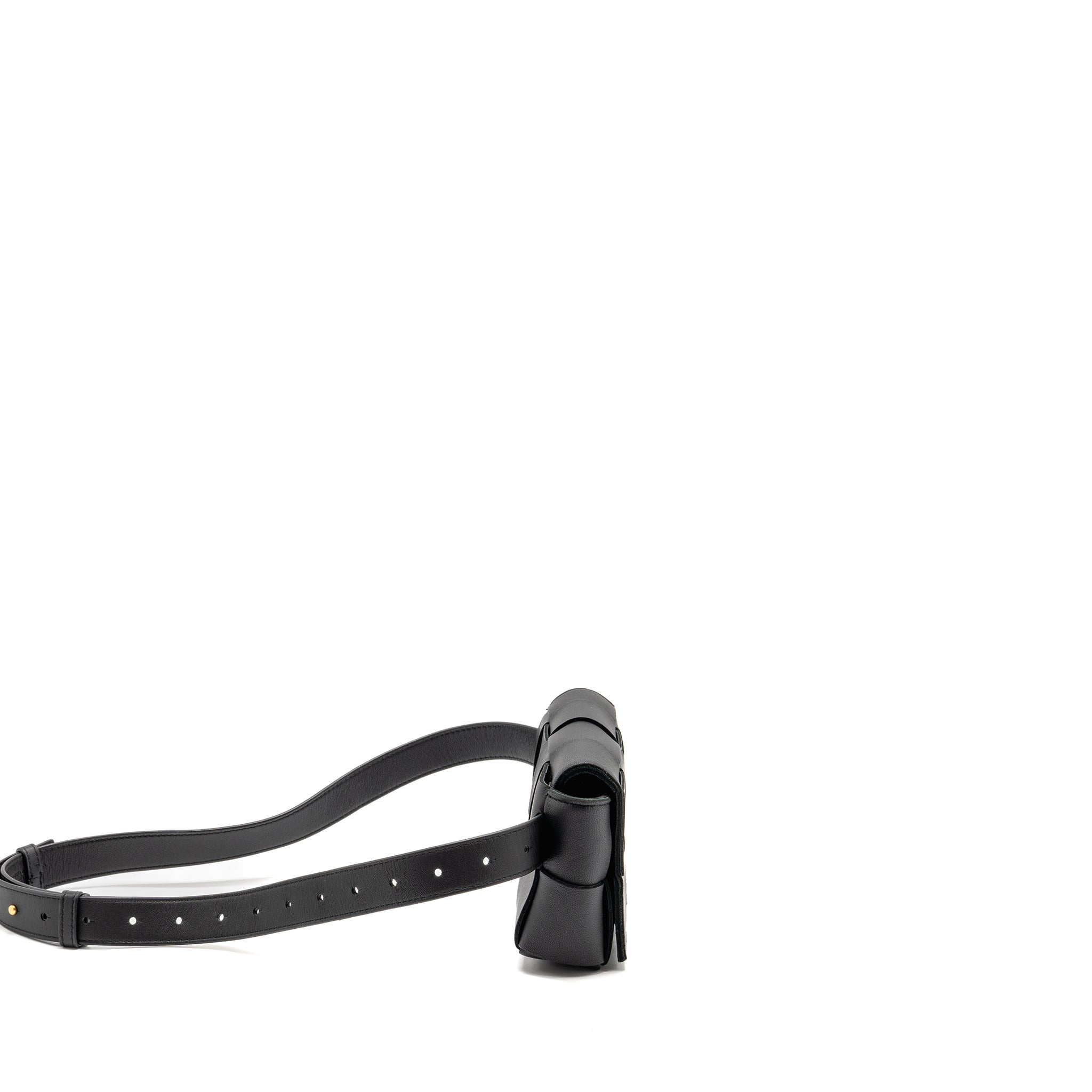 BOTTEGA VENETA CASSETTE BELT BAG LAMBSKIN BLACK GHW