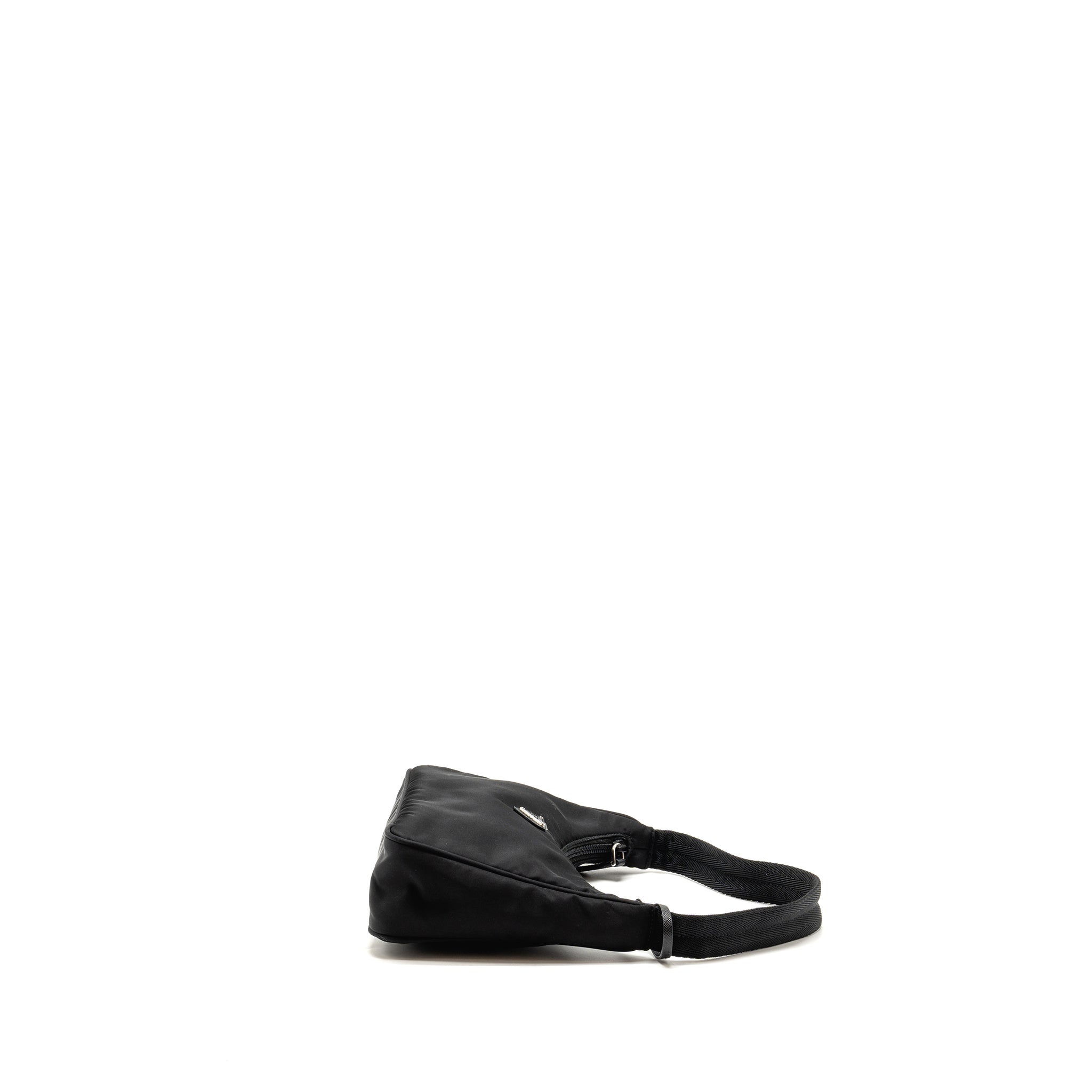 PRADA REEDITION 2000 NYLON SHOULDER BAG BLACK SHW
