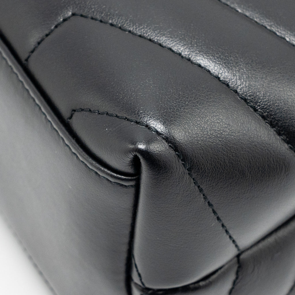 SAINT LAURENT/YSL MEDIUM LOULOU SHOULDER BAG CALFSKIN SO BLACK