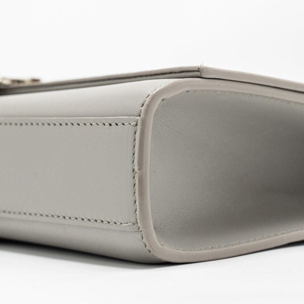 SAINT LAURENT/YSL MEDIUM KATE BAG CALFSKIN GREY SHW