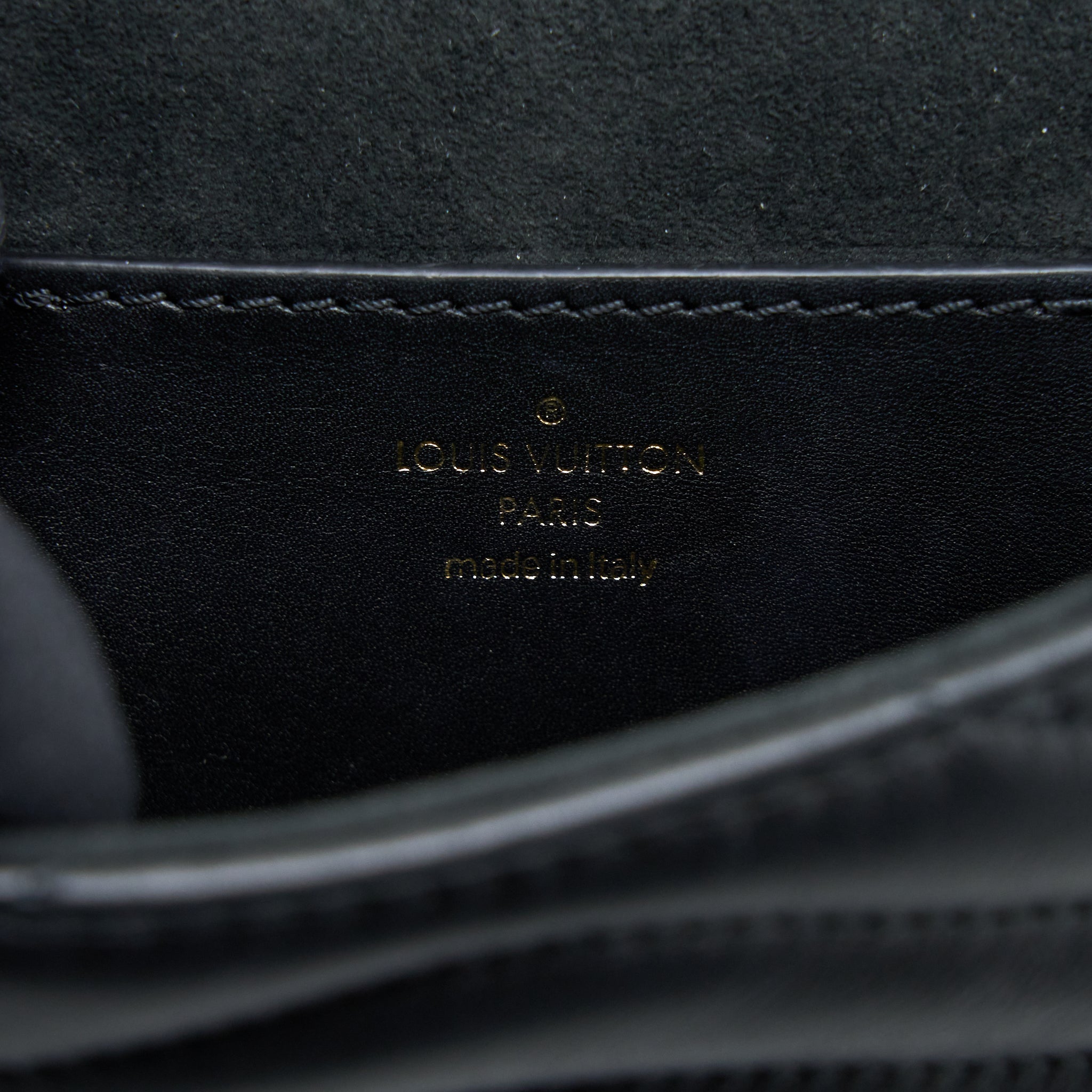 LOUIS VUITTON NEW WAVE MULTI-POCHETTE CALFSKIN BLACK GHW