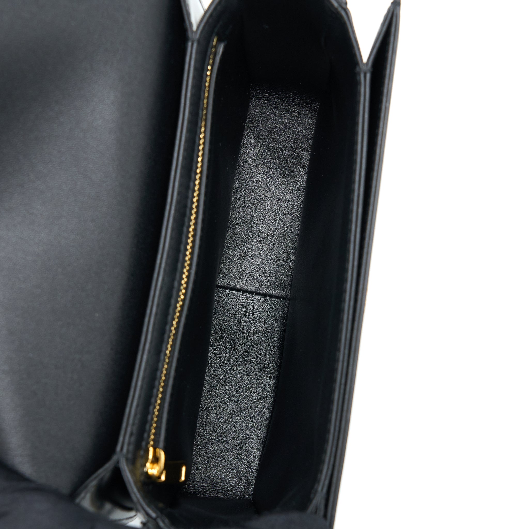 CELINE TEEN TRIOMPHE BAG IN SHINY CALFSKIN BLACK GHW