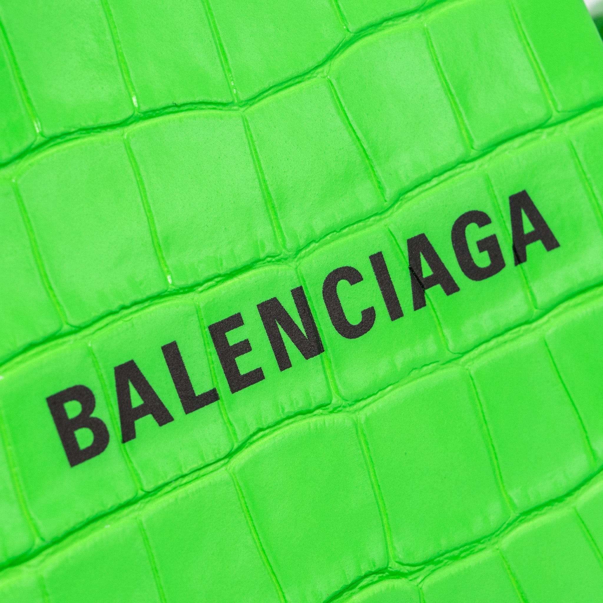 BALENCIAGA SHOPPING IPHONE HOLDER CROC-EMBOSSED LEATHER GREEN/BLACK SHW