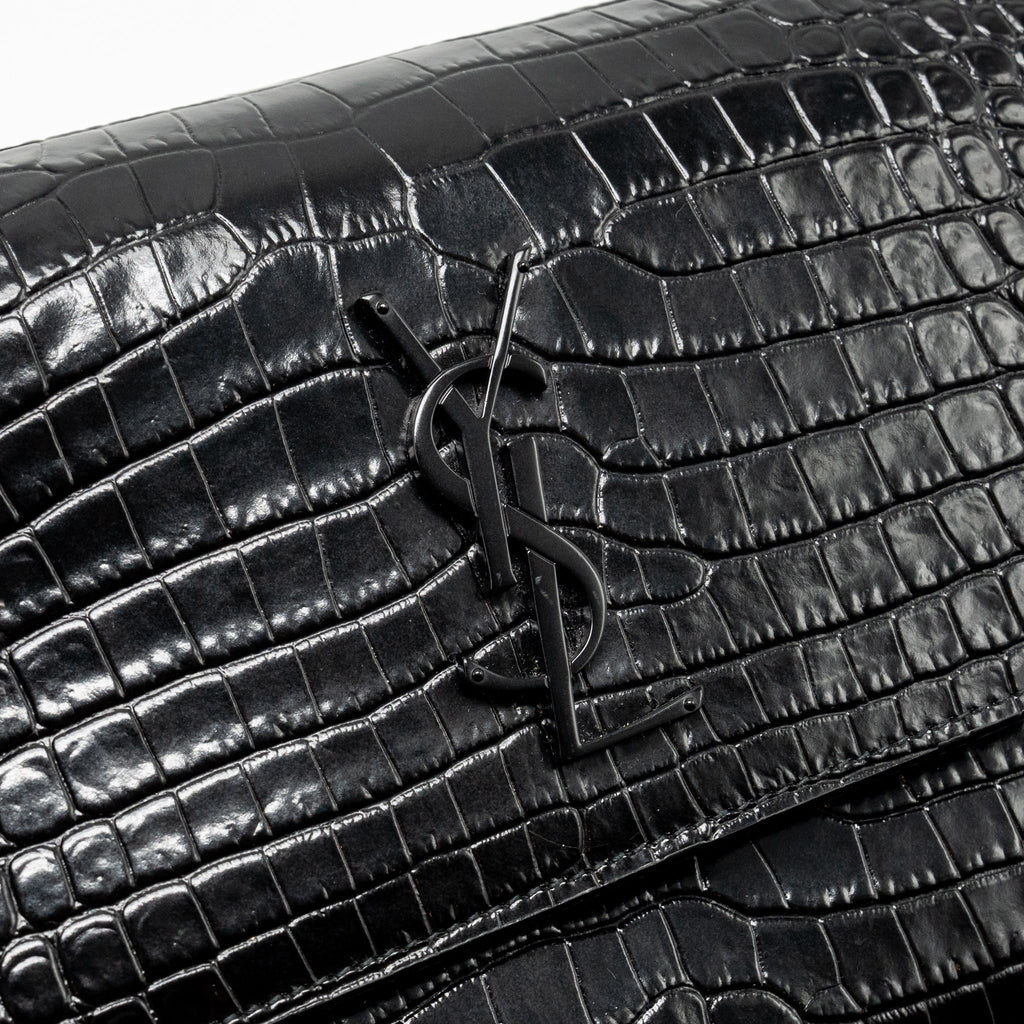 SAINT LAURENT/YSL SUNSET MEDIUM CROCODILE-EMBOSSED CALFSKIN SO BLACK