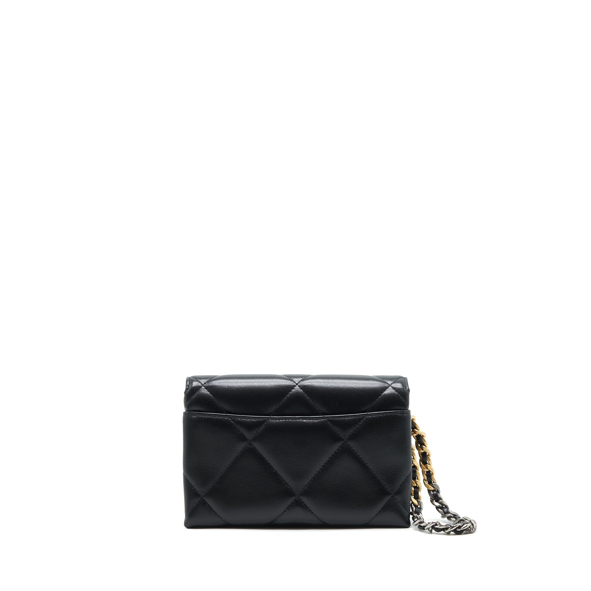 CHANEL 19 CLUTCH LAMBSKIN BLACK GHW