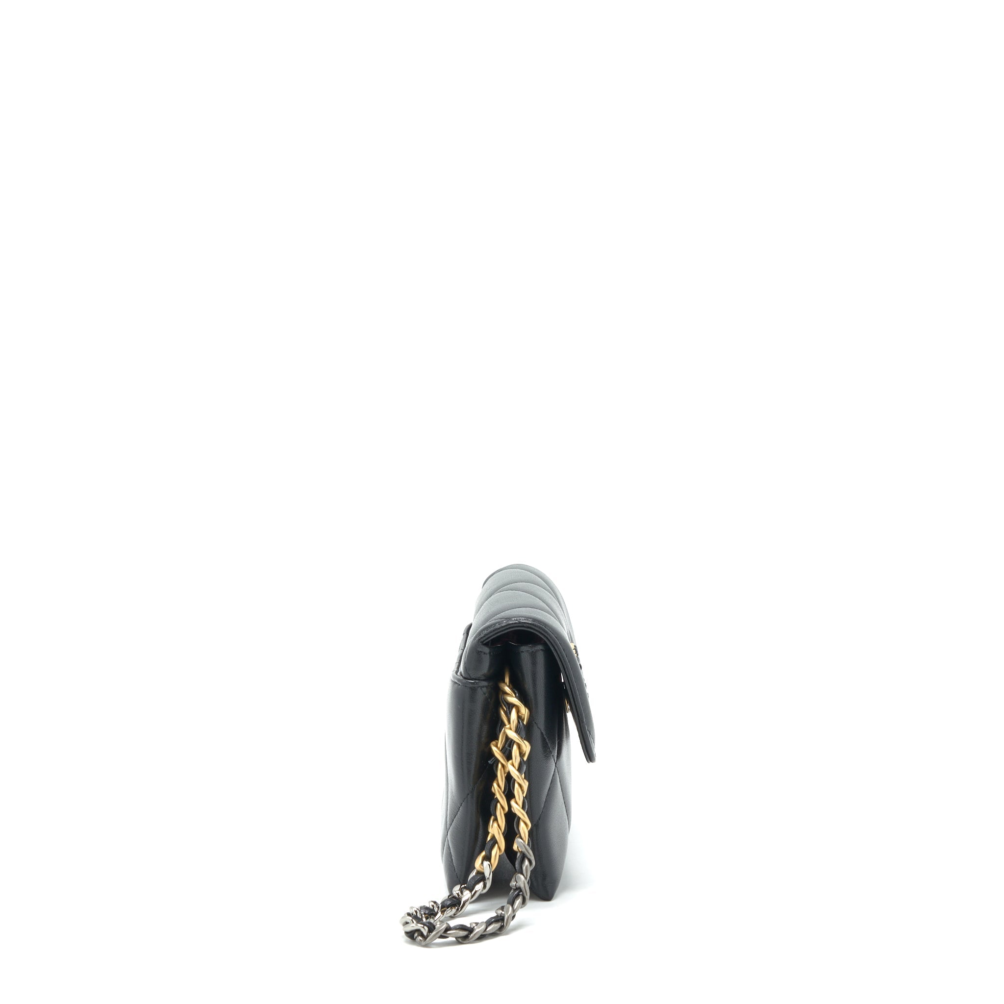 CHANEL 19 CLUTCH LAMBSKIN BLACK GHW