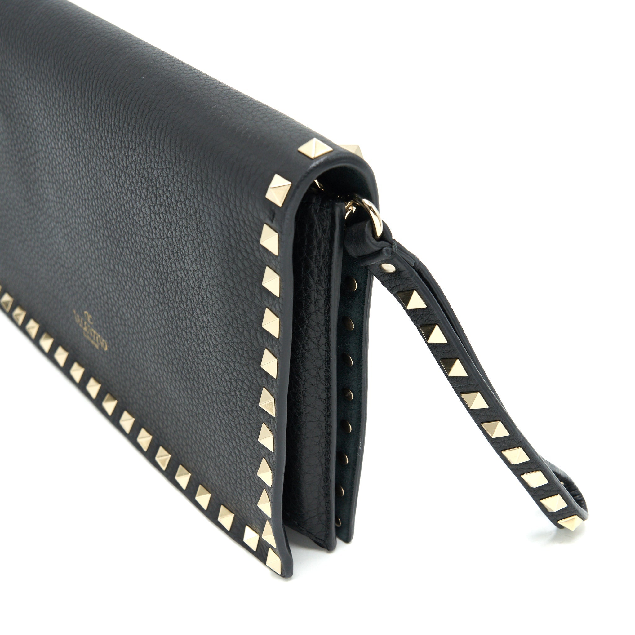 VALENTINO GARAVANI ROCKSTUD LEATHER CLUTCH BLACK