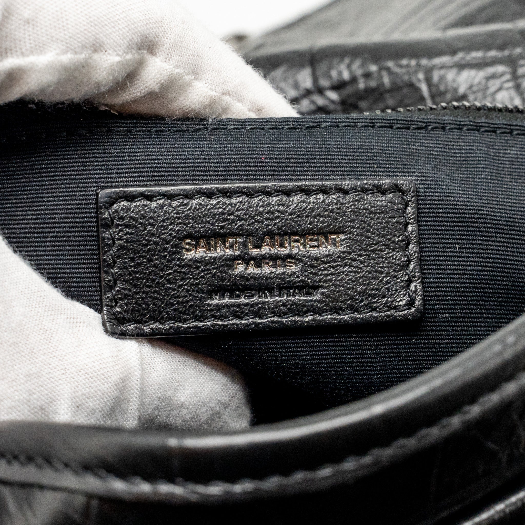SAINT LAURENT/YSL MEDIUM NIKI BAG CROCODILE-EMBOSSED BLACK CALFSKIN BLACK HARDWARE