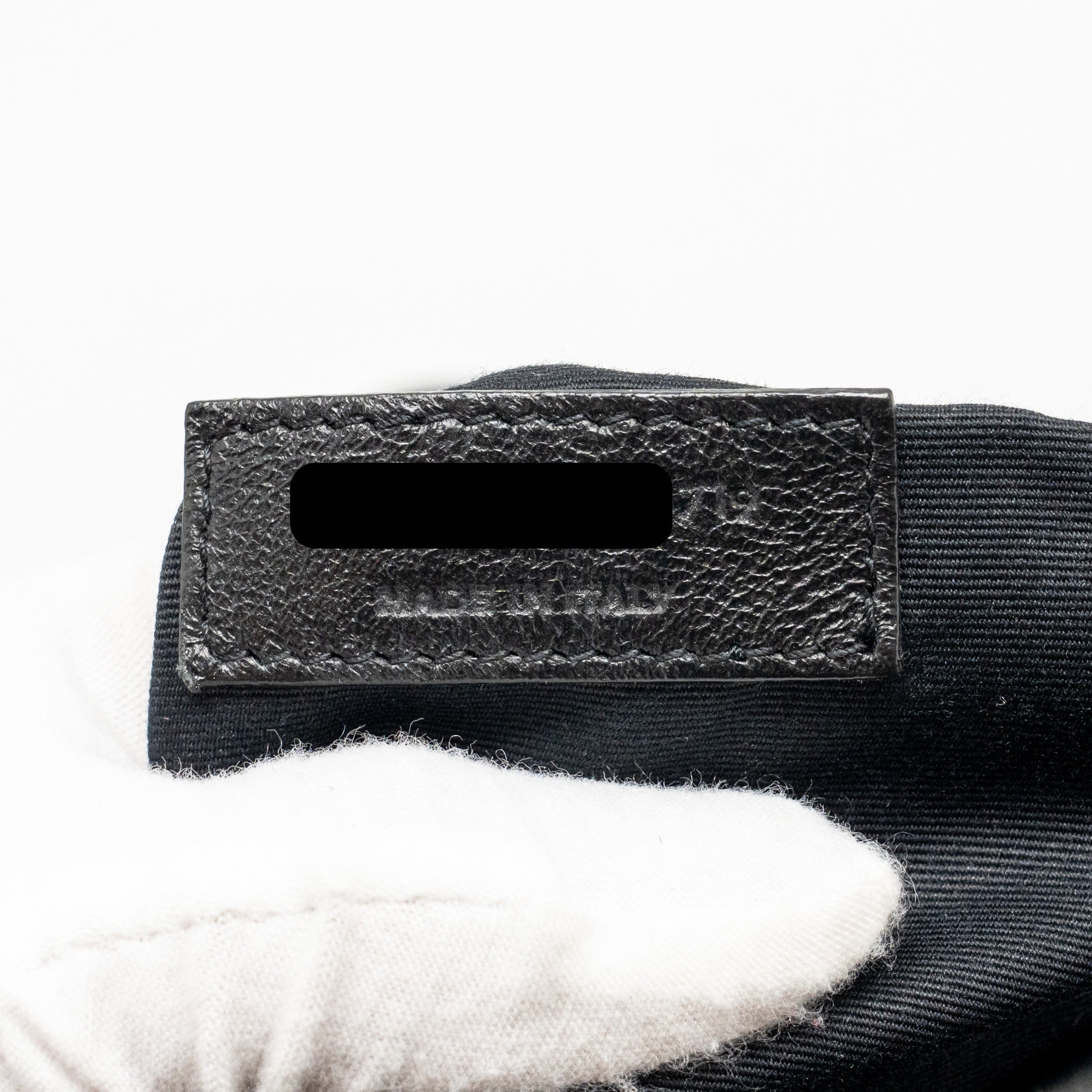 SAINT LAURENT/YSL MEDIUM NIKI BAG CROCODILE-EMBOSSED BLACK CALFSKIN BLACK HARDWARE