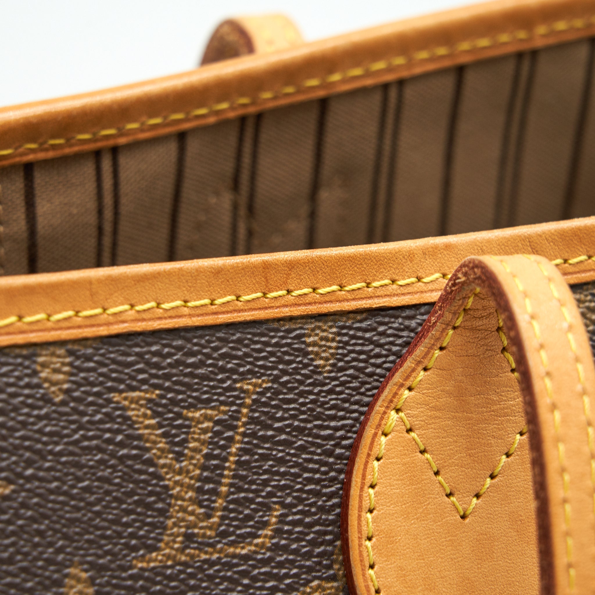 LOUIS VUITTON NEVERFULL MM  MONOGRAM