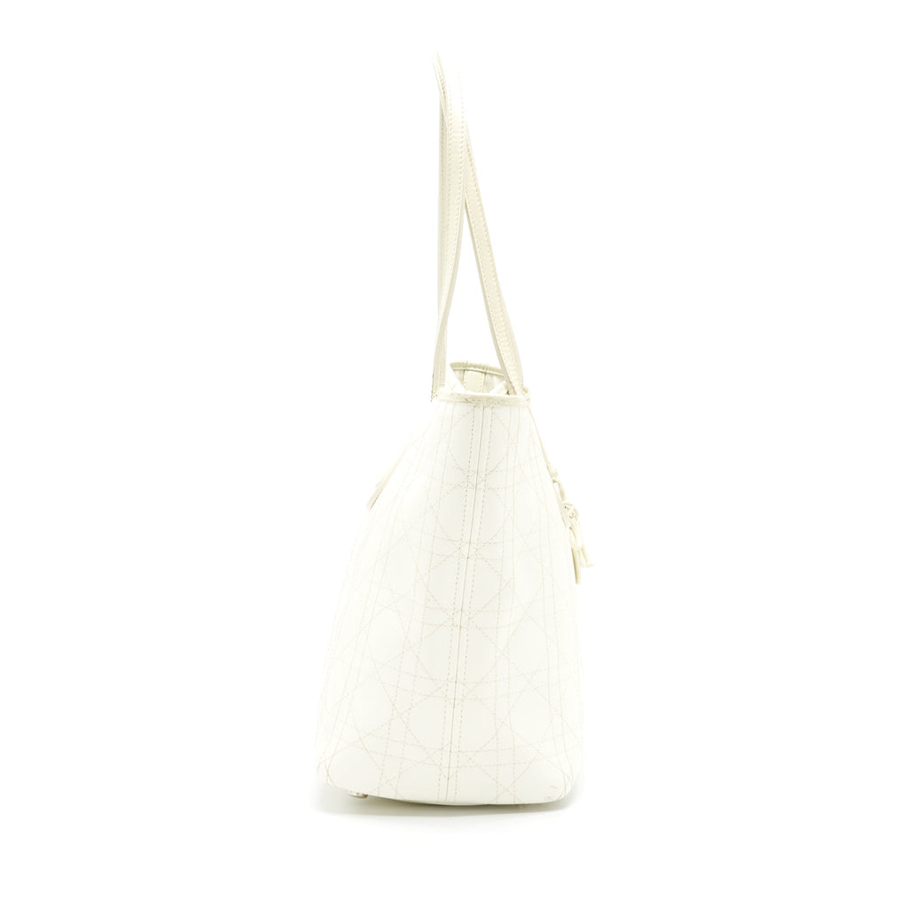 CHRISTIAN DIOR CANVAS AND LEATHER TOTE BAG IN CREAMY WHITE