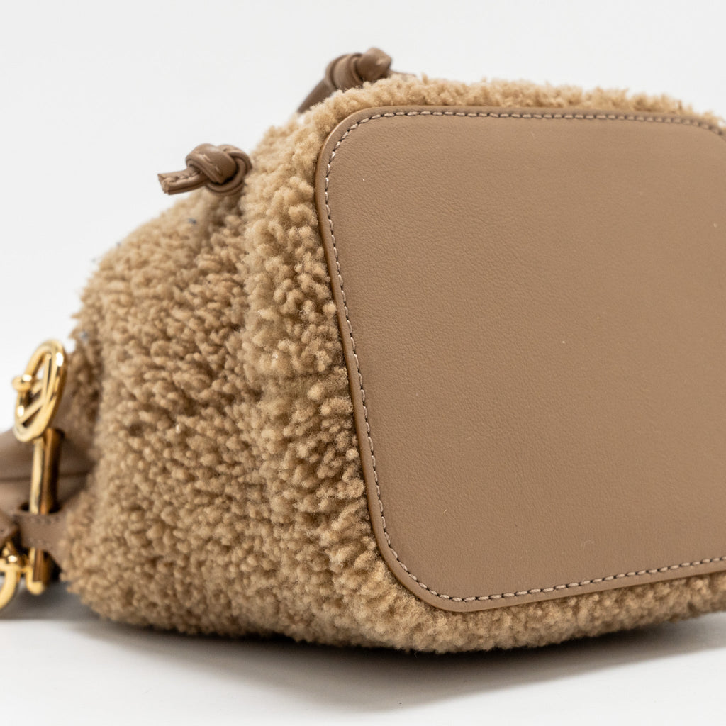 FENDI MINI MON TRESOR BUCKET BAG SHEARLING/LEATHER BEIGE GHW