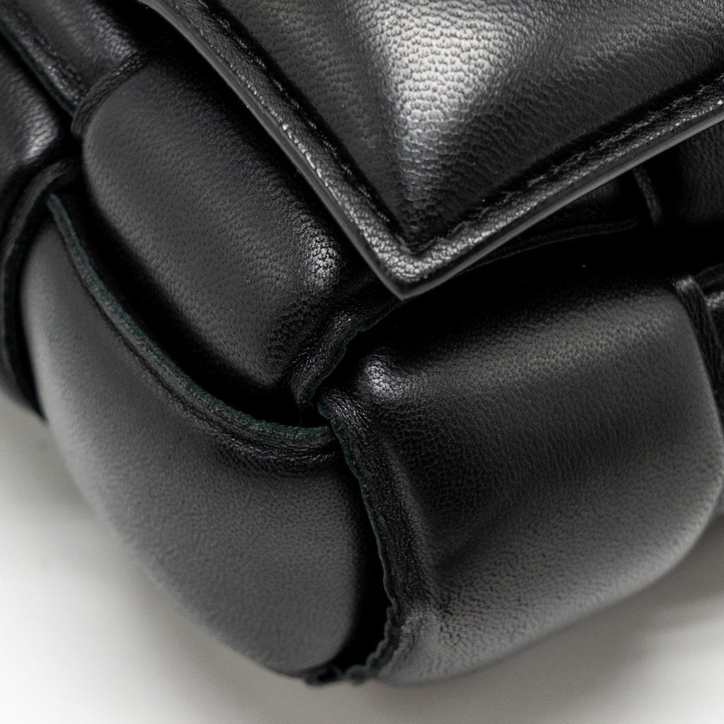 BOTTEGA VENETA PADDED CASSETTE LAMBSKIN BLACK GHW