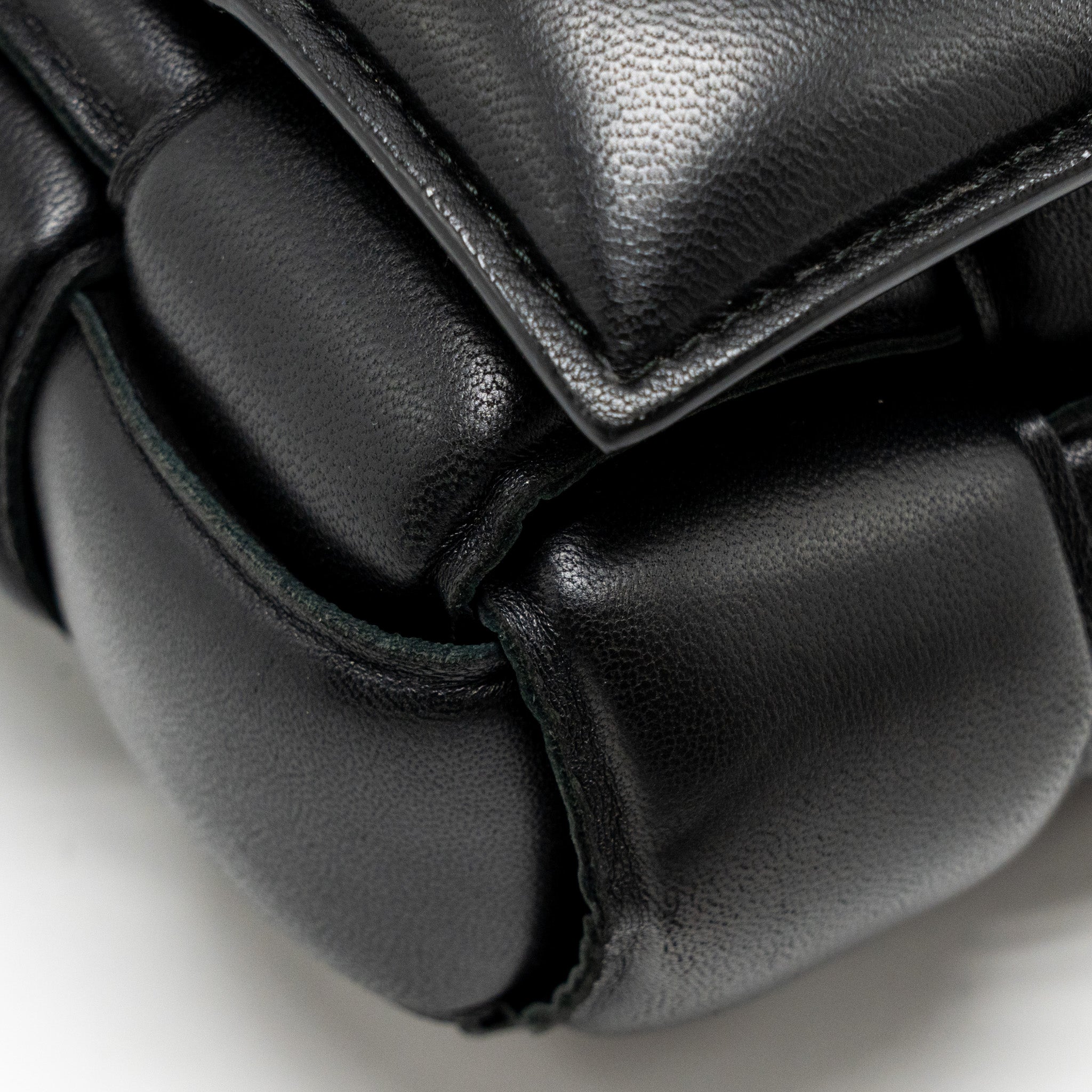 BOTTEGA VENETA PADDED CASSETTE LAMBSKIN BLACK GHW