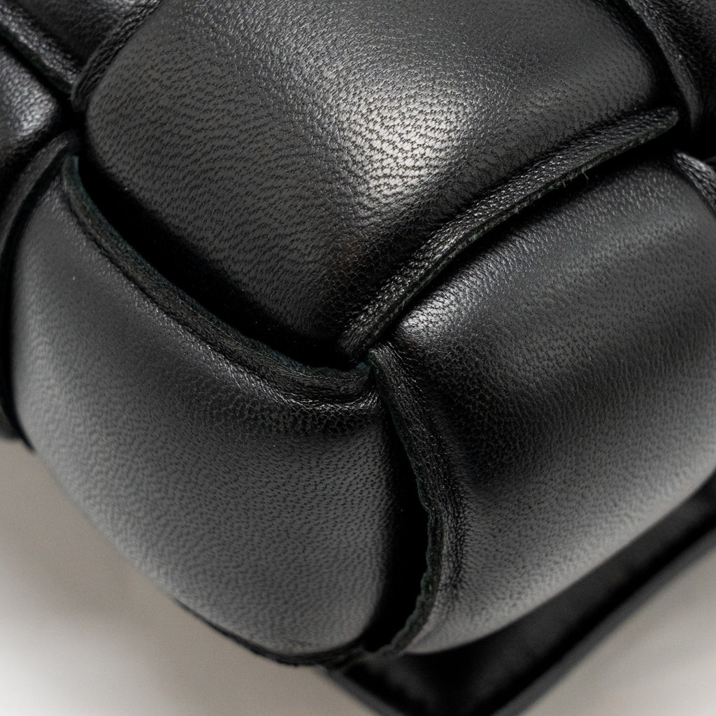 BOTTEGA VENETA PADDED CASSETTE LAMBSKIN BLACK GHW