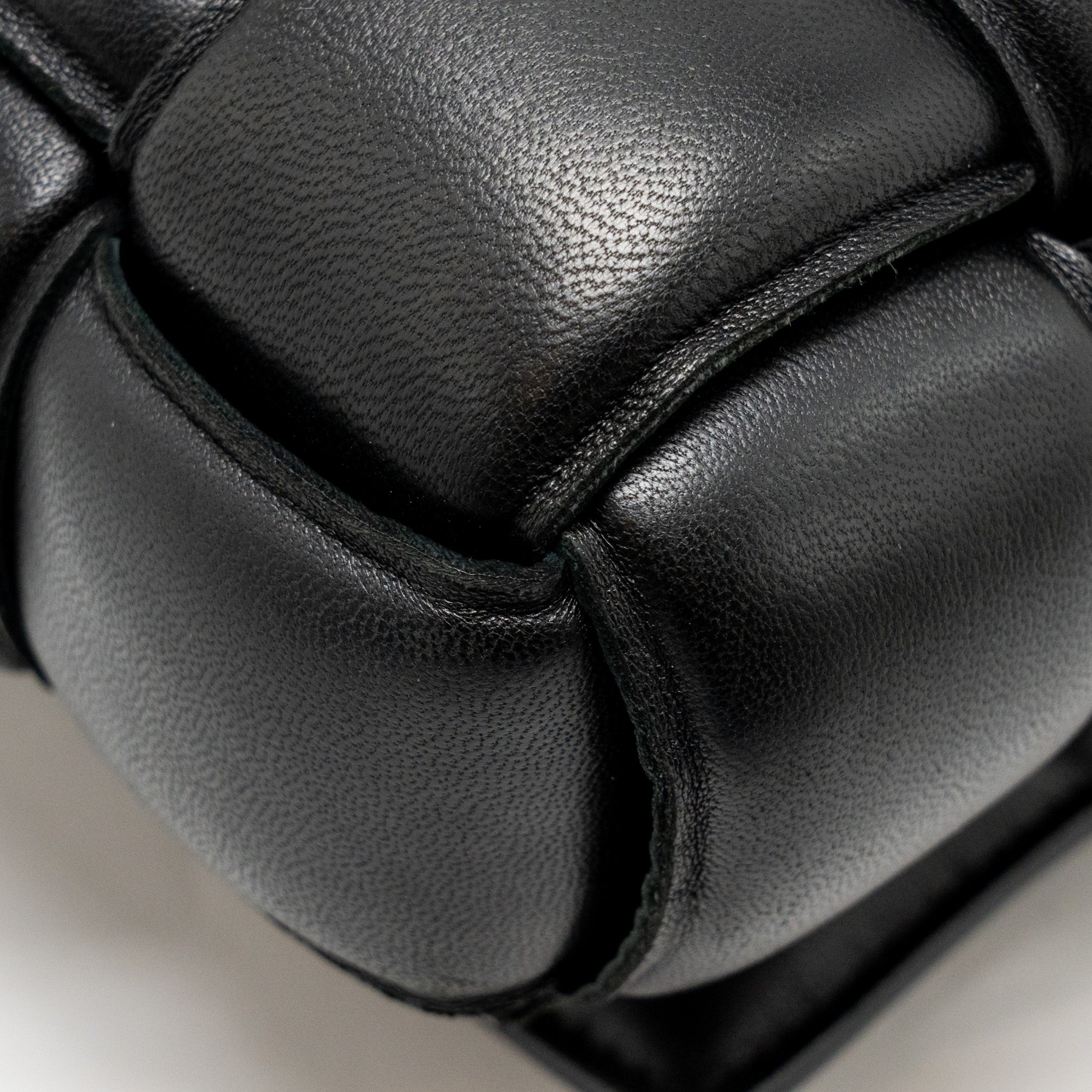 BOTTEGA VENETA PADDED CASSETTE LAMBSKIN BLACK GHW
