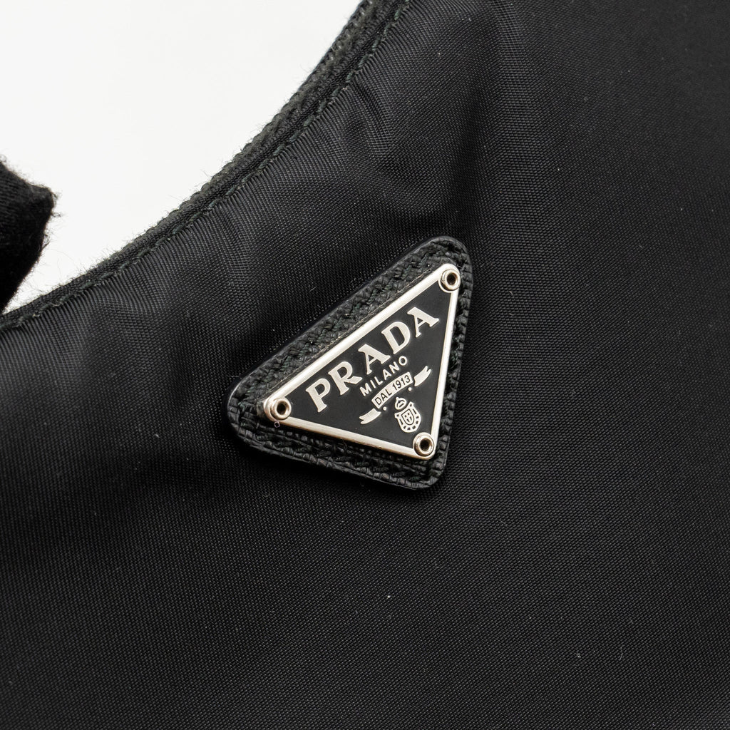 PRADA REEDITION 2000 NYLON SHOULDER BAG BLACK SHW