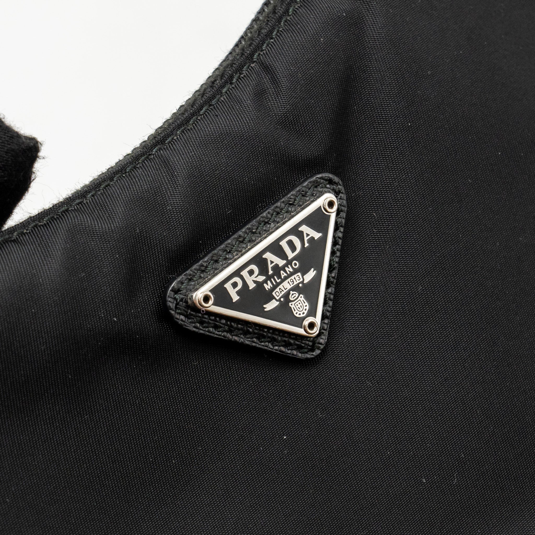 PRADA REEDITION 2000 NYLON SHOULDER BAG BLACK SHW