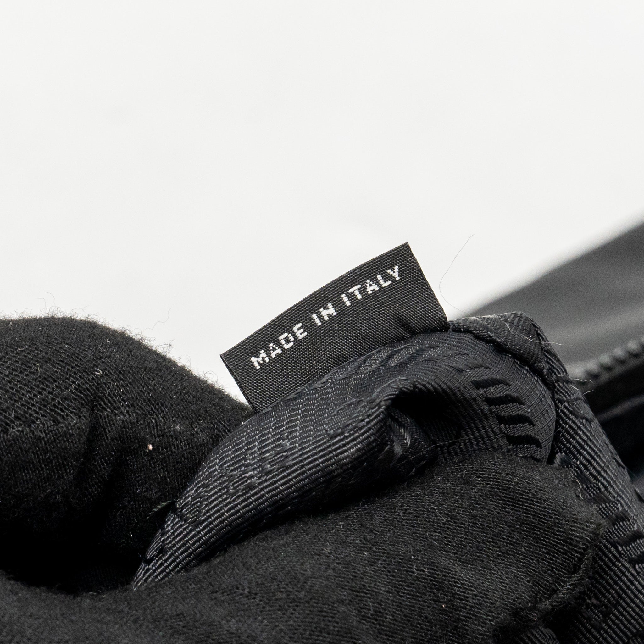 PRADA REEDITION 2000 NYLON SHOULDER BAG BLACK SHW
