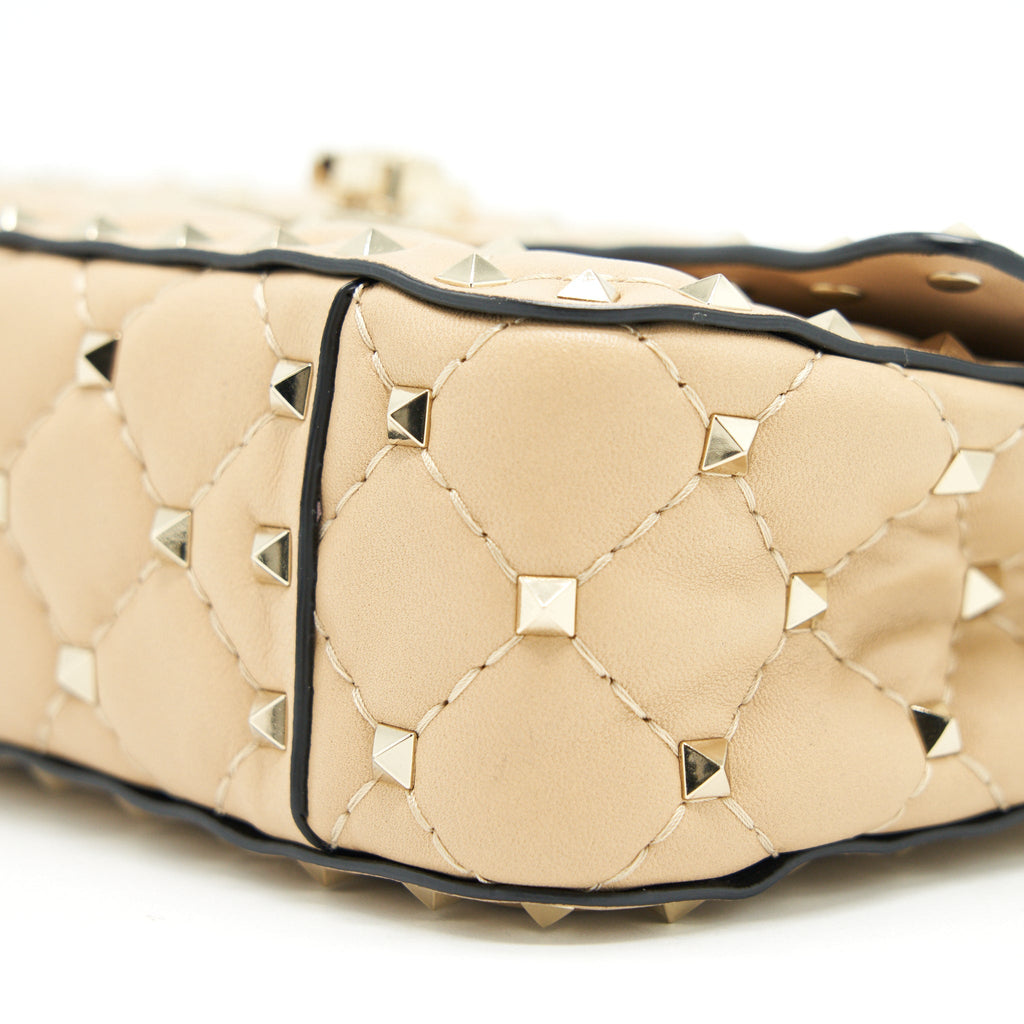VALENTINO GARAVANI SMALL ROCKSTUD SPIKE SHOULDER BAG BEIGE LGHW