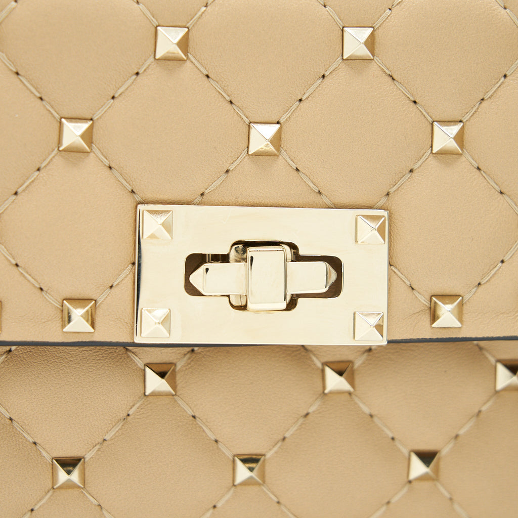 VALENTINO GARAVANI SMALL ROCKSTUD SPIKE SHOULDER BAG BEIGE LGHW