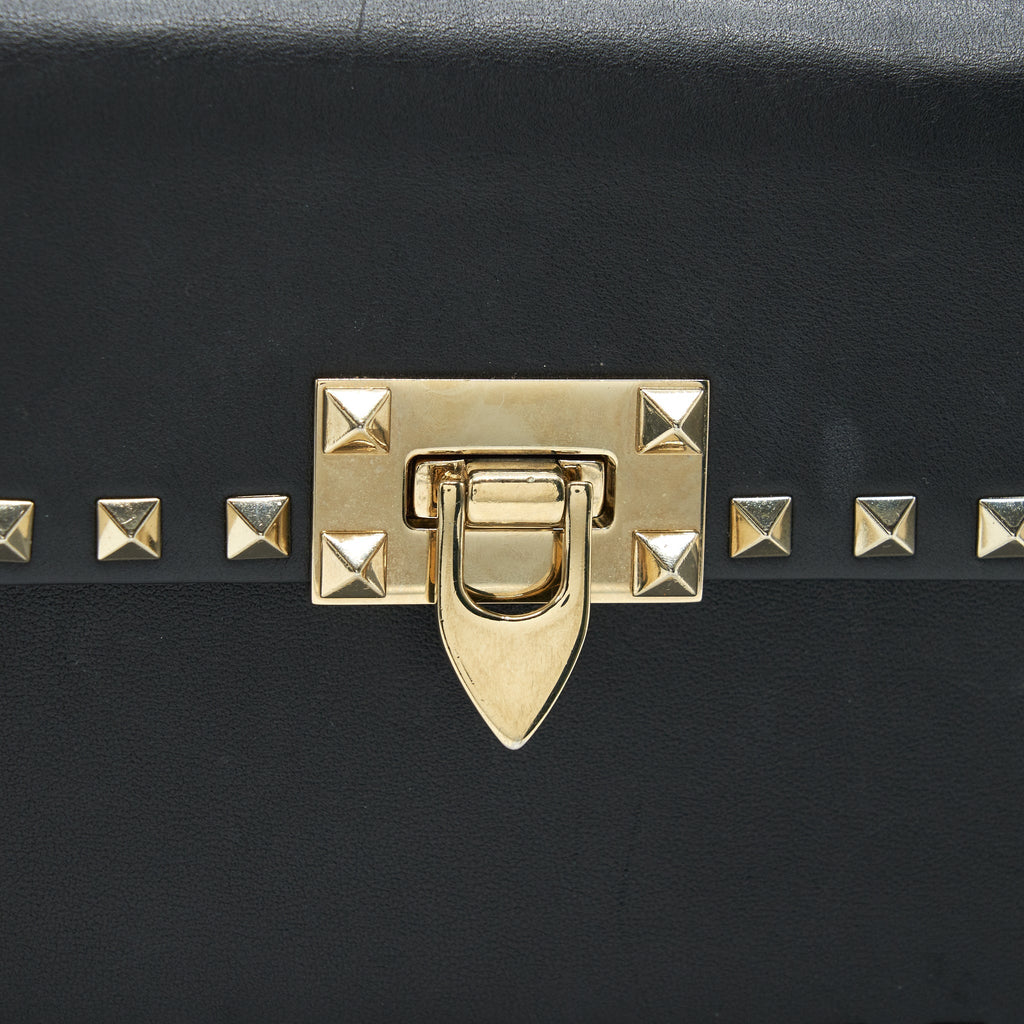 VALENTINO SMALL ROCKSTUD CROSSBODY BAG WITH CHAIN IN BLACK