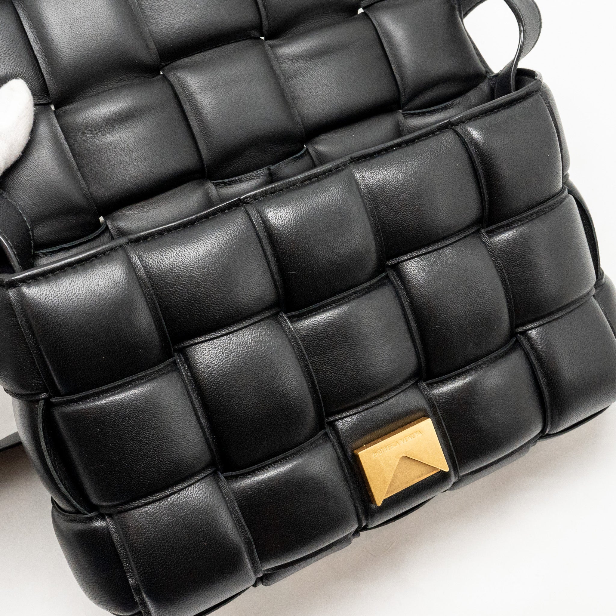 BOTTEGA VENETA PADDED CASSETTE LAMBSKIN BLACK GHW