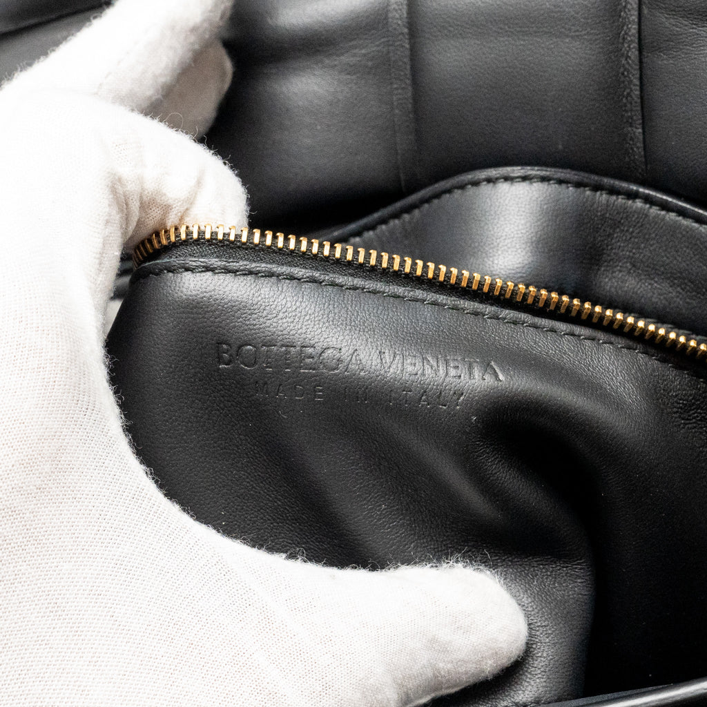 BOTTEGA VENETA PADDED CASSETTE LAMBSKIN BLACK GHW