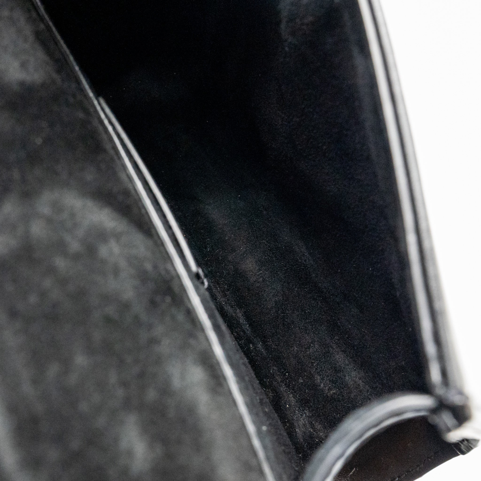 VALENTINO V LOGO TYPE FOLDOVER TOP SHOULDER BAG CALFSKIN BLACK SHW