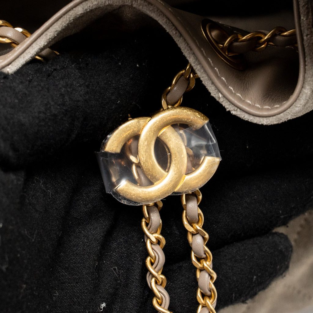 CHANEL SMALL 25 BAG SUEDE GREY GHW (MICROCHIP)