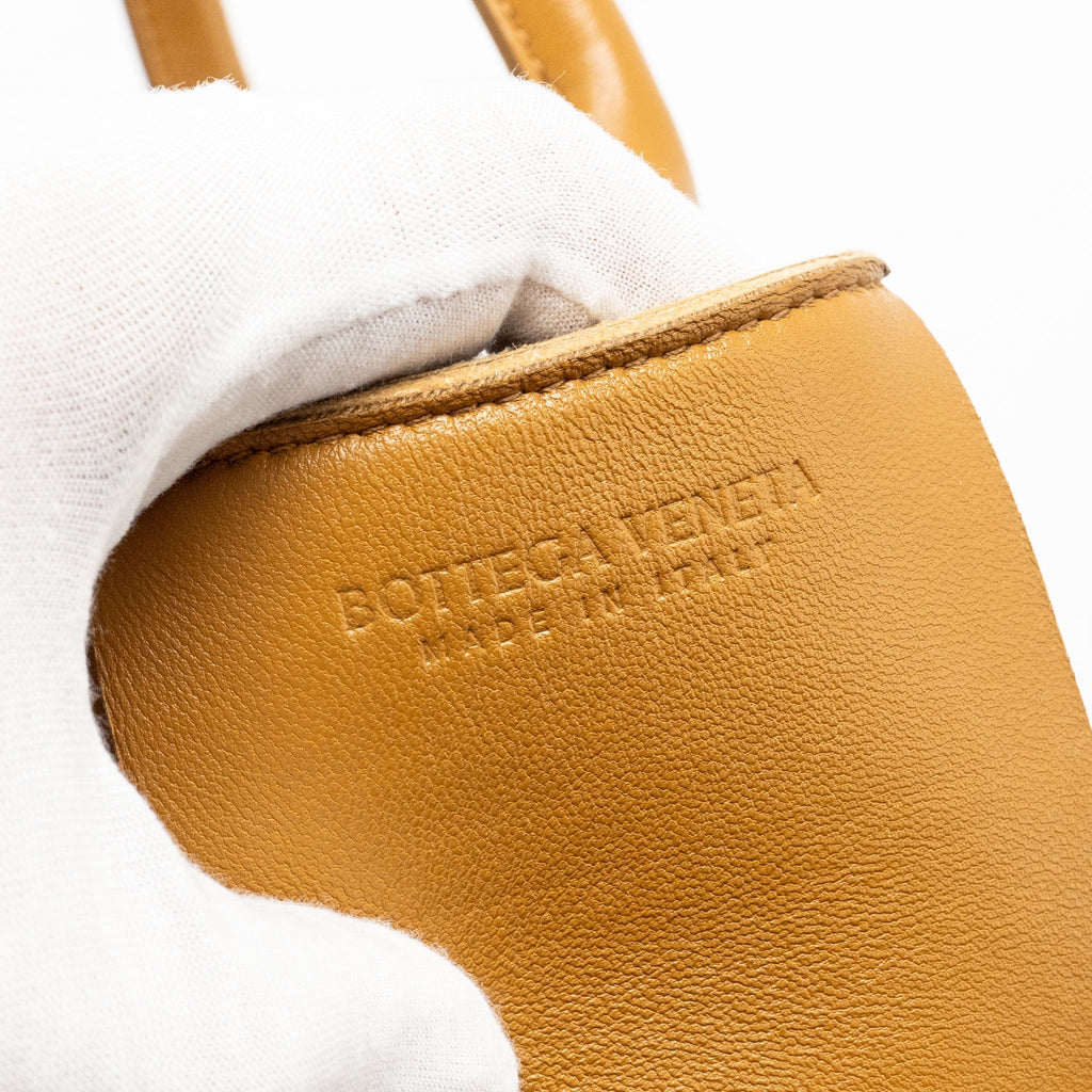 BOTTEGA VENETA MINI ARCO TOTE LAMBSKIN CAMEL GHW