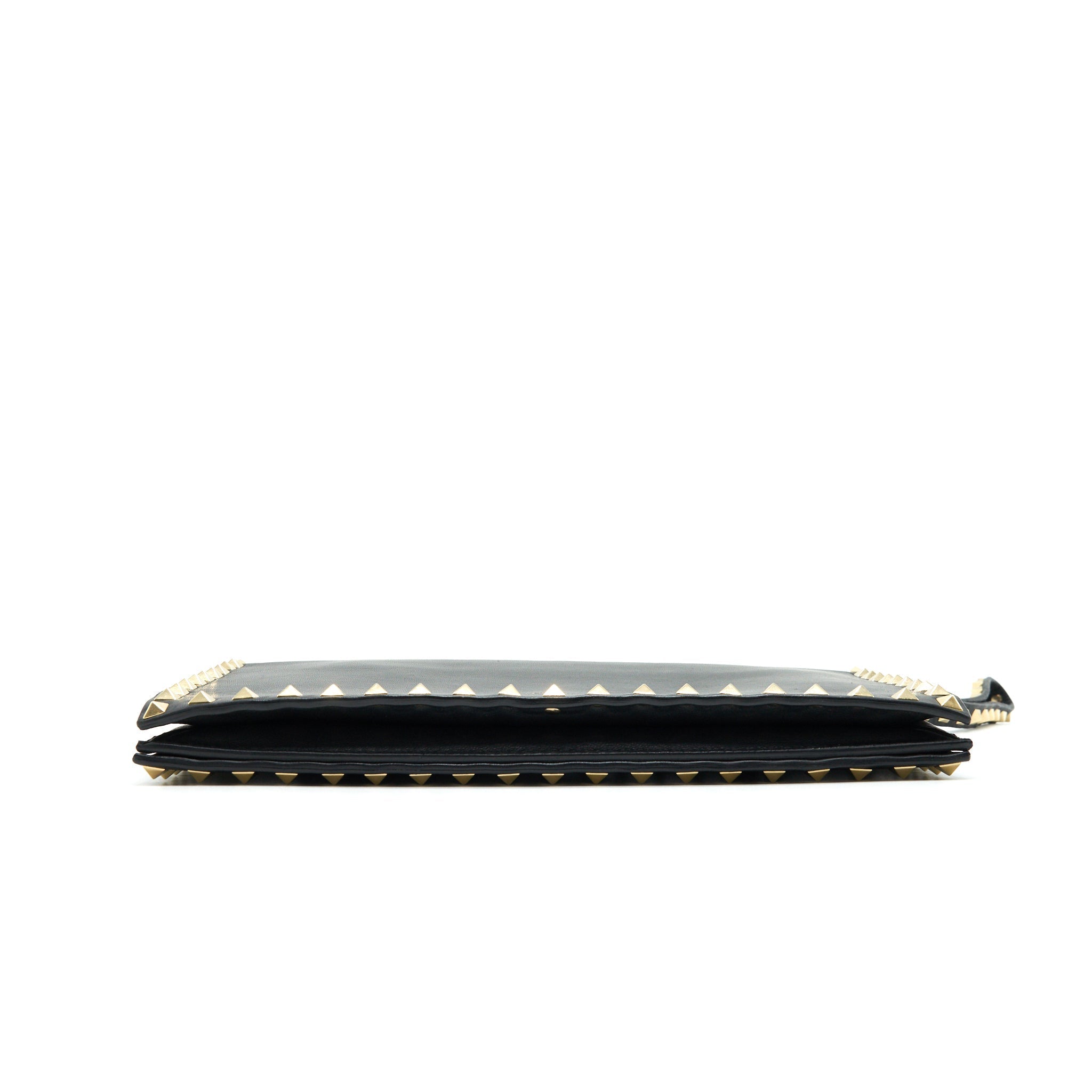 VALENTINO GARAVANI ROCKSTUD LEATHER CLUTCH BAG BLACK
