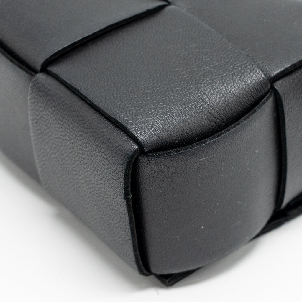 BOTTEGA VENETA INTRECCIO CASSETTE MINI BAG LAMBSKIN BLACK GHW