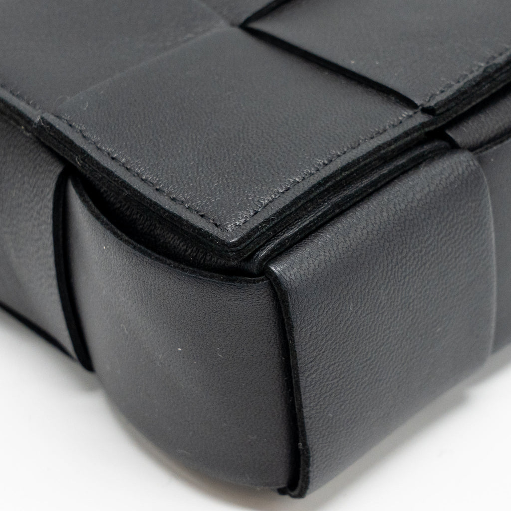 BOTTEGA VENETA INTRECCIO CASSETTE MINI BAG LAMBSKIN BLACK GHW