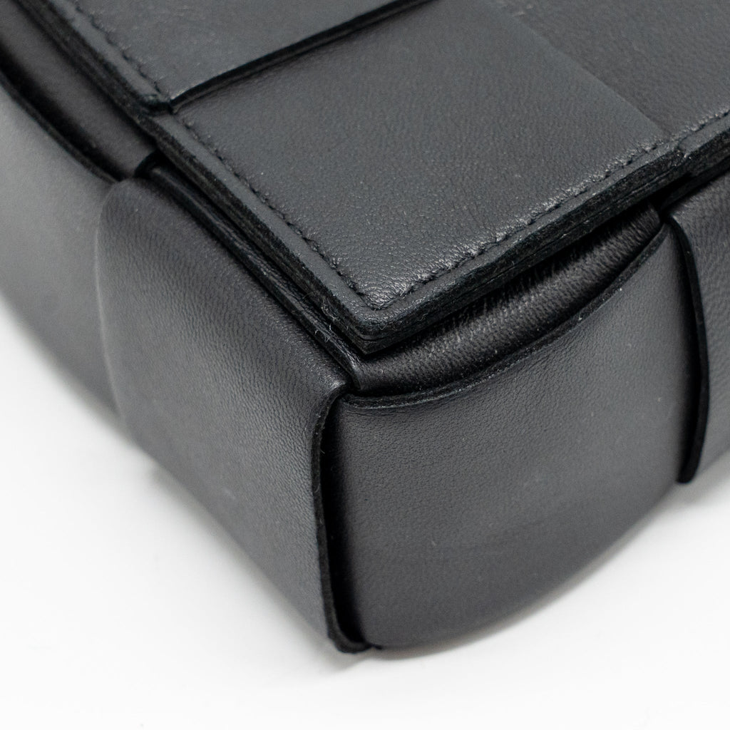 BOTTEGA VENETA INTRECCIO CASSETTE MINI BAG LAMBSKIN BLACK GHW