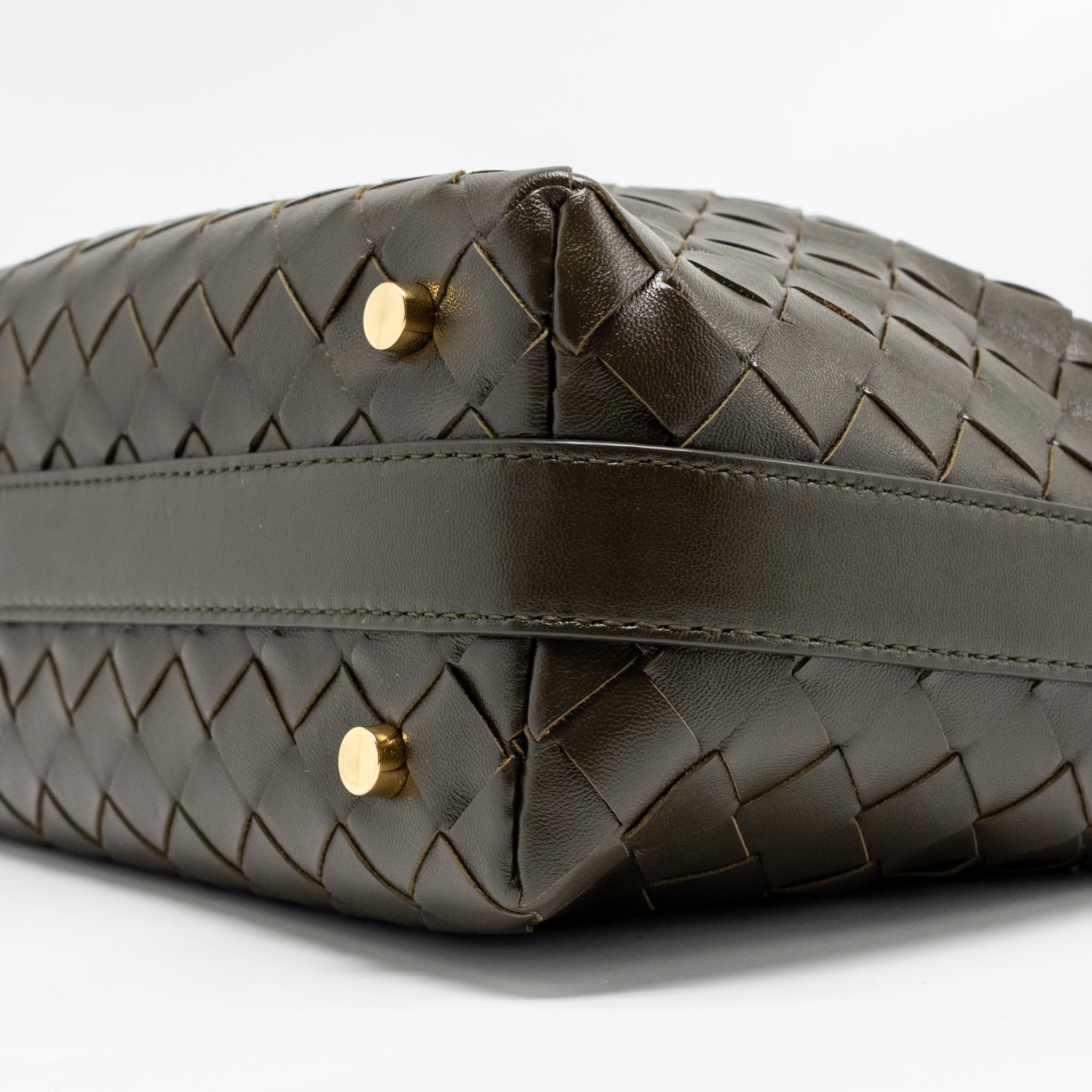 BOTTEGA VENETA WALLACE BAG CALFSKIN KAKI GHW