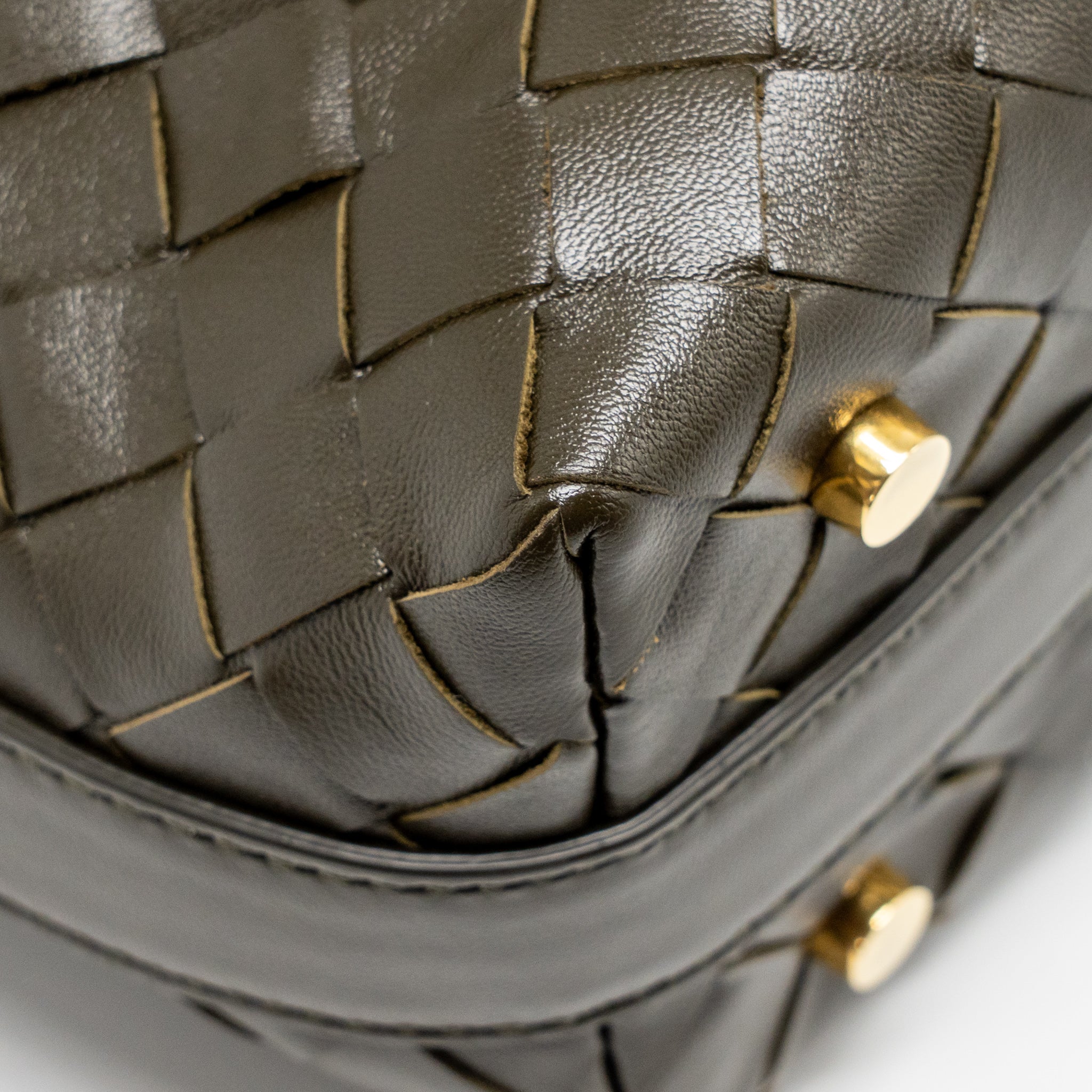 BOTTEGA VENETA WALLACE BAG CALFSKIN KAKI GHW