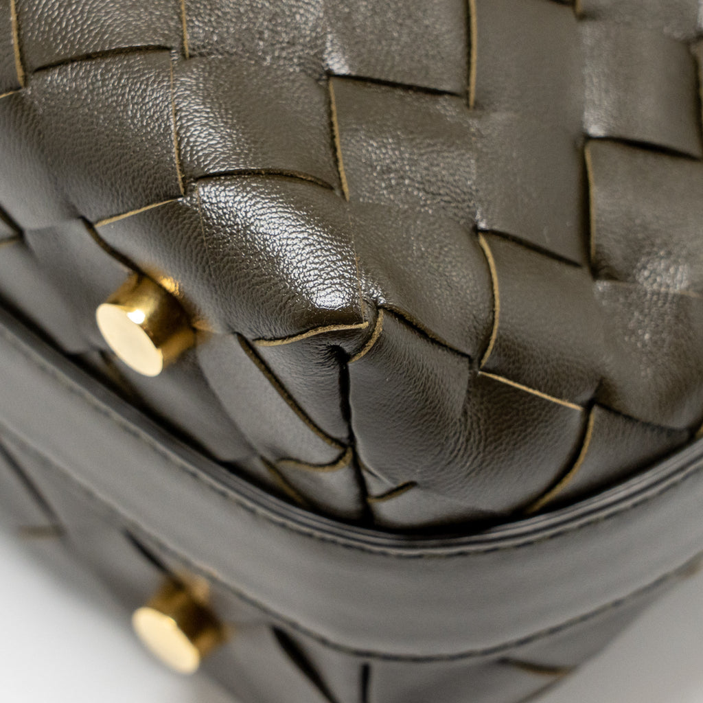 BOTTEGA VENETA WALLACE BAG CALFSKIN KAKI GHW